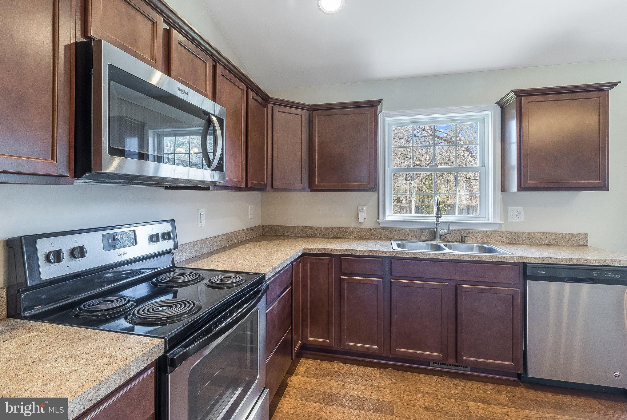 WESTMORELAND SHORES - Residential