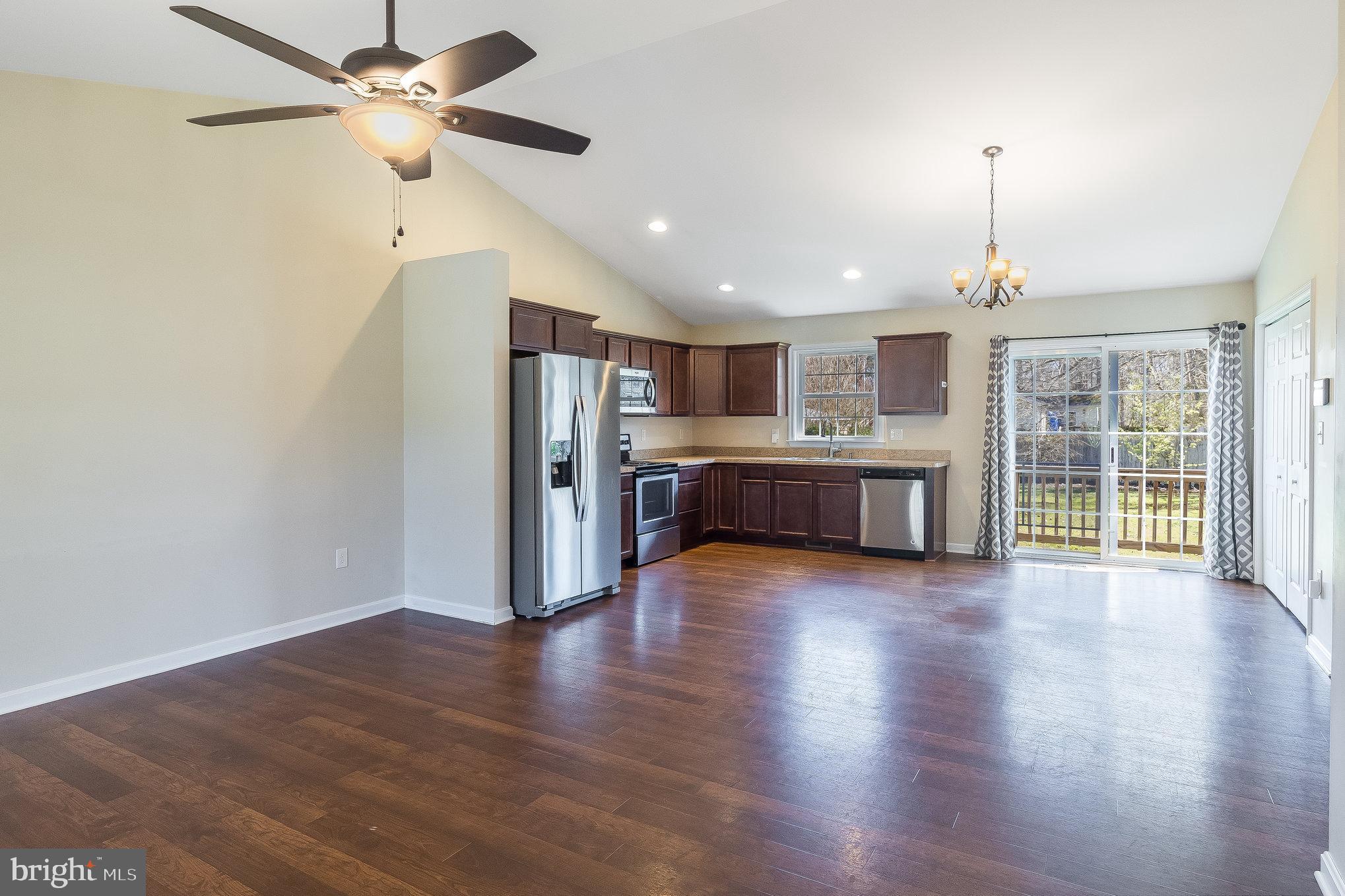 WESTMORELAND SHORES - Residential