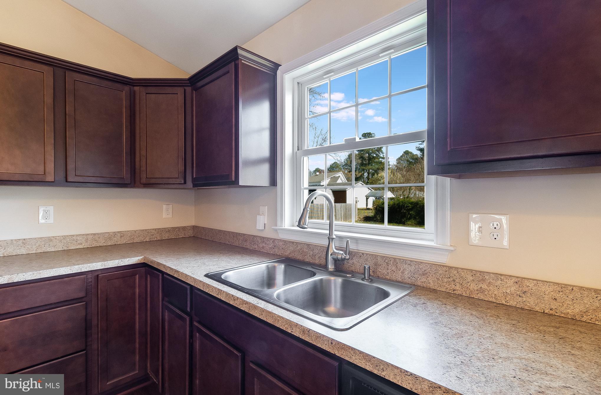 WESTMORELAND SHORES - Residential