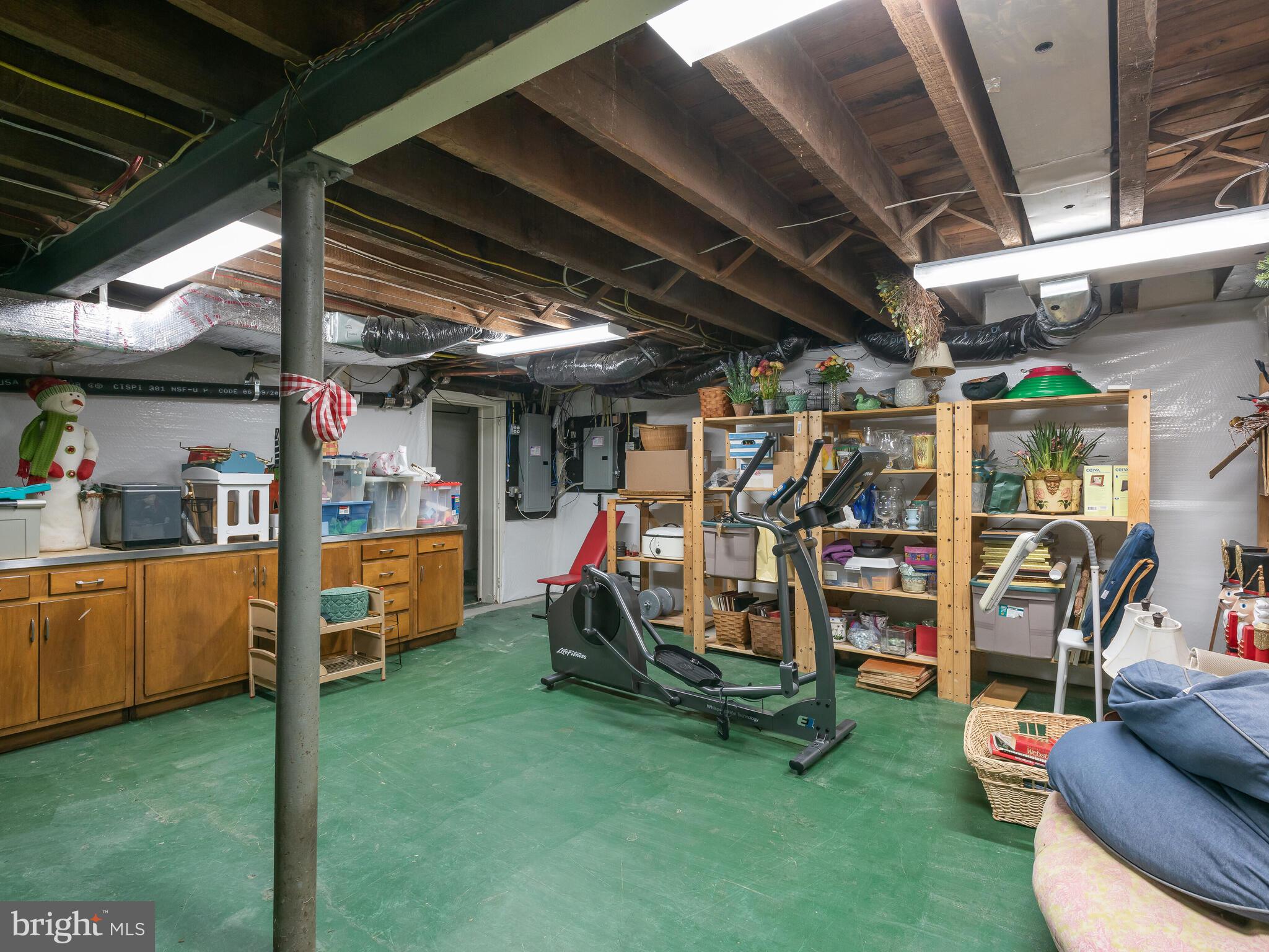 GLADWYNE - Residential