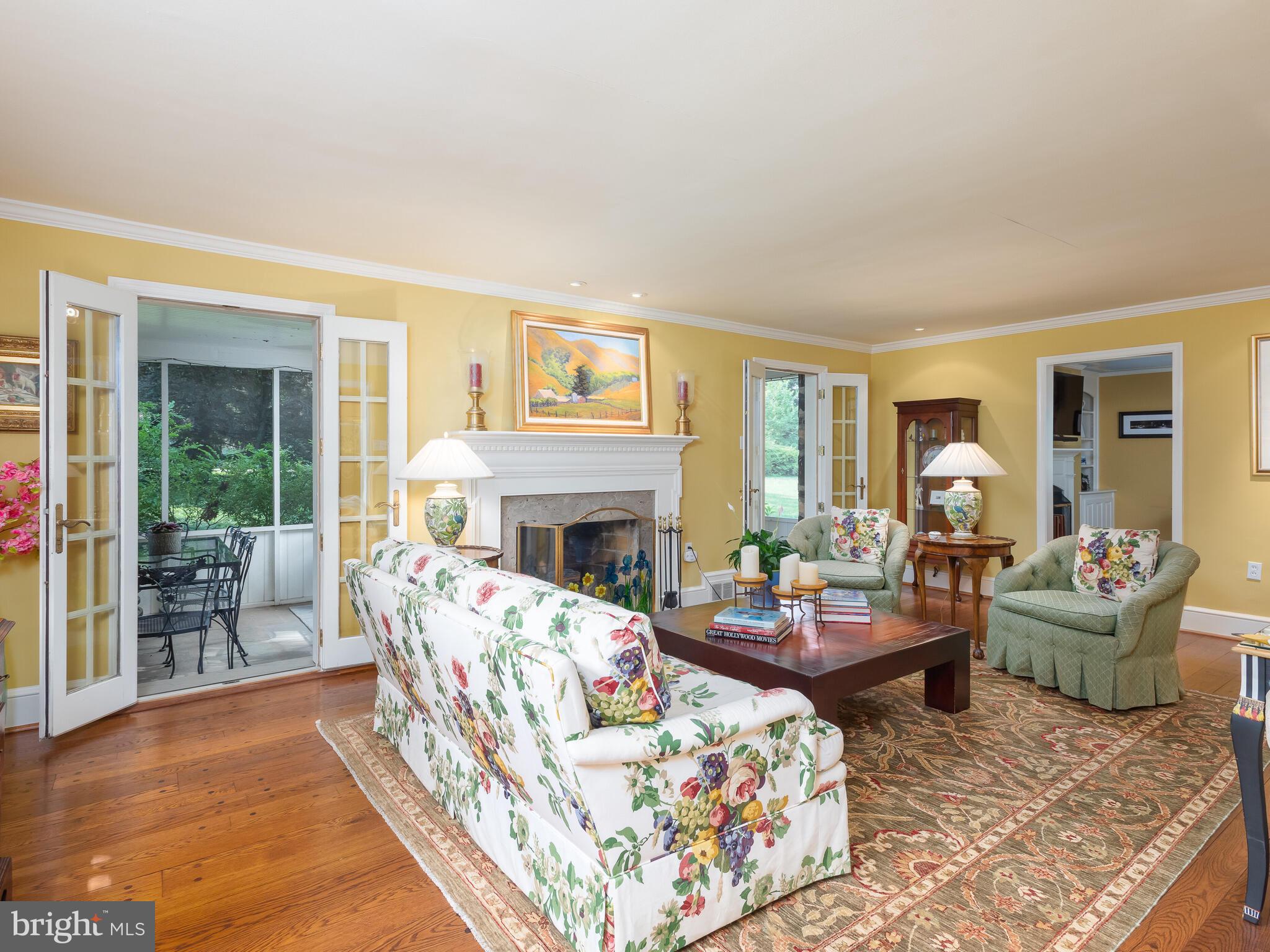 GLADWYNE - Residential