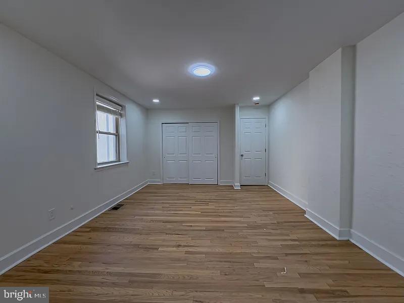 FAIRMOUNT - Residential Lease