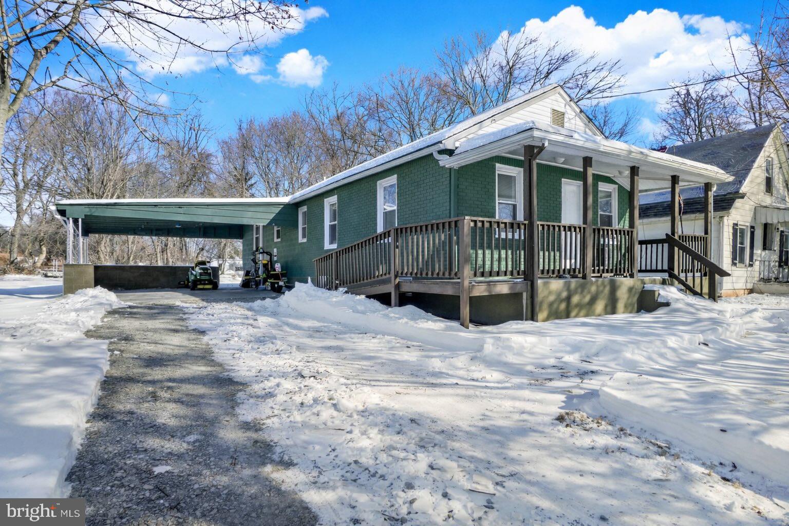 MANCHESTER - Residential