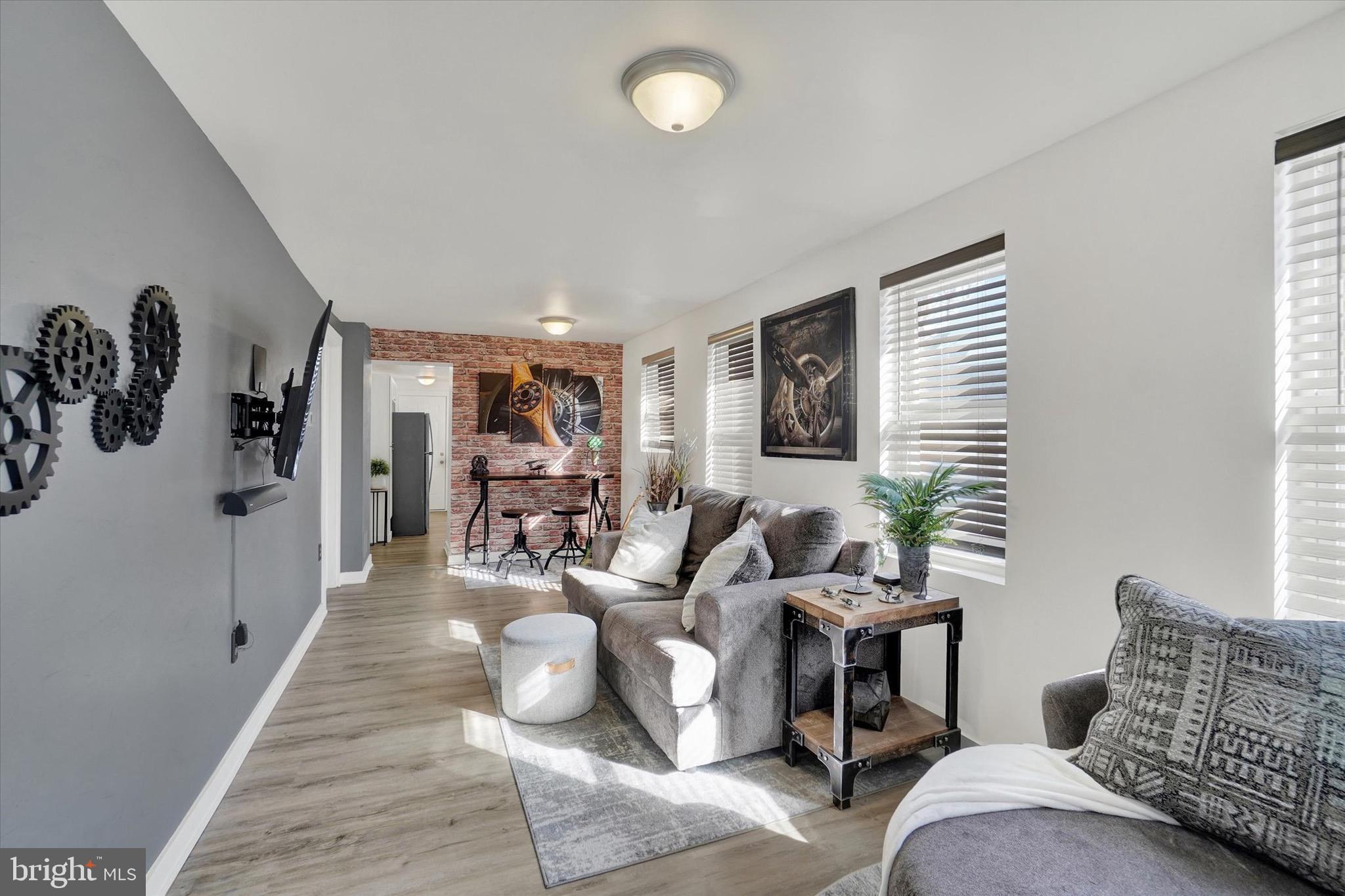 MANCHESTER - Residential