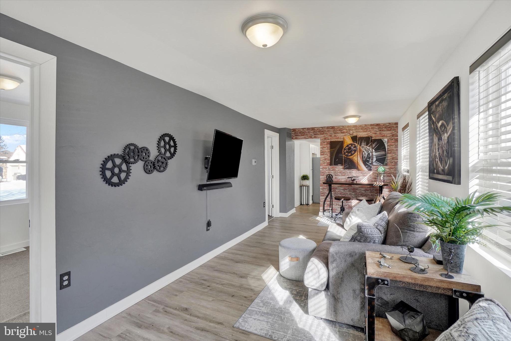 MANCHESTER - Residential