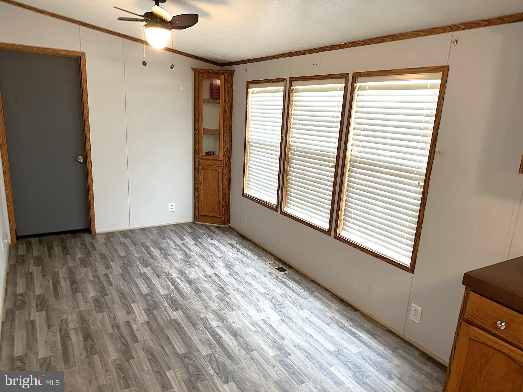 SOUTHEAST MOBILE HOME PARK - Residential