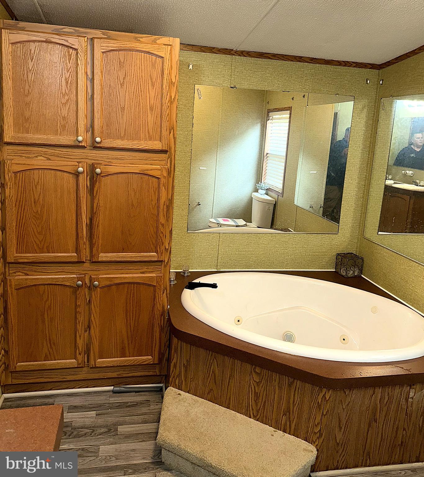 SOUTHEAST MOBILE HOME PARK - Residential