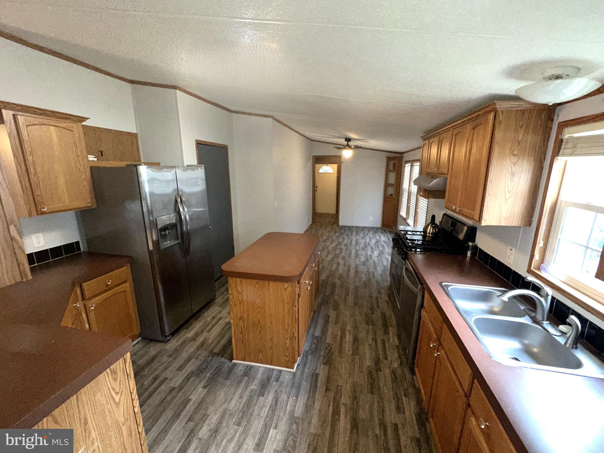 SOUTHEAST MOBILE HOME PARK - Residential