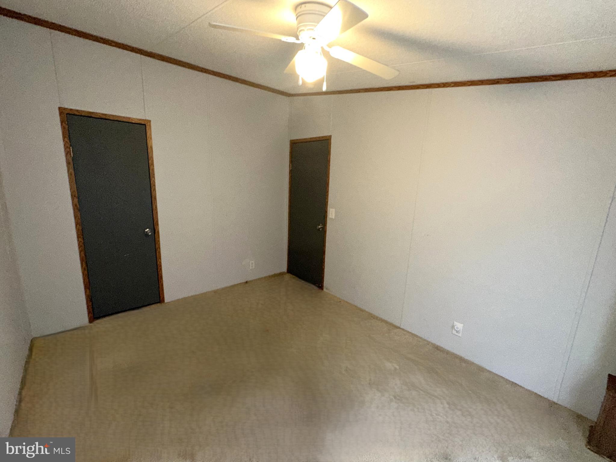 SOUTHEAST MOBILE HOME PARK - Residential