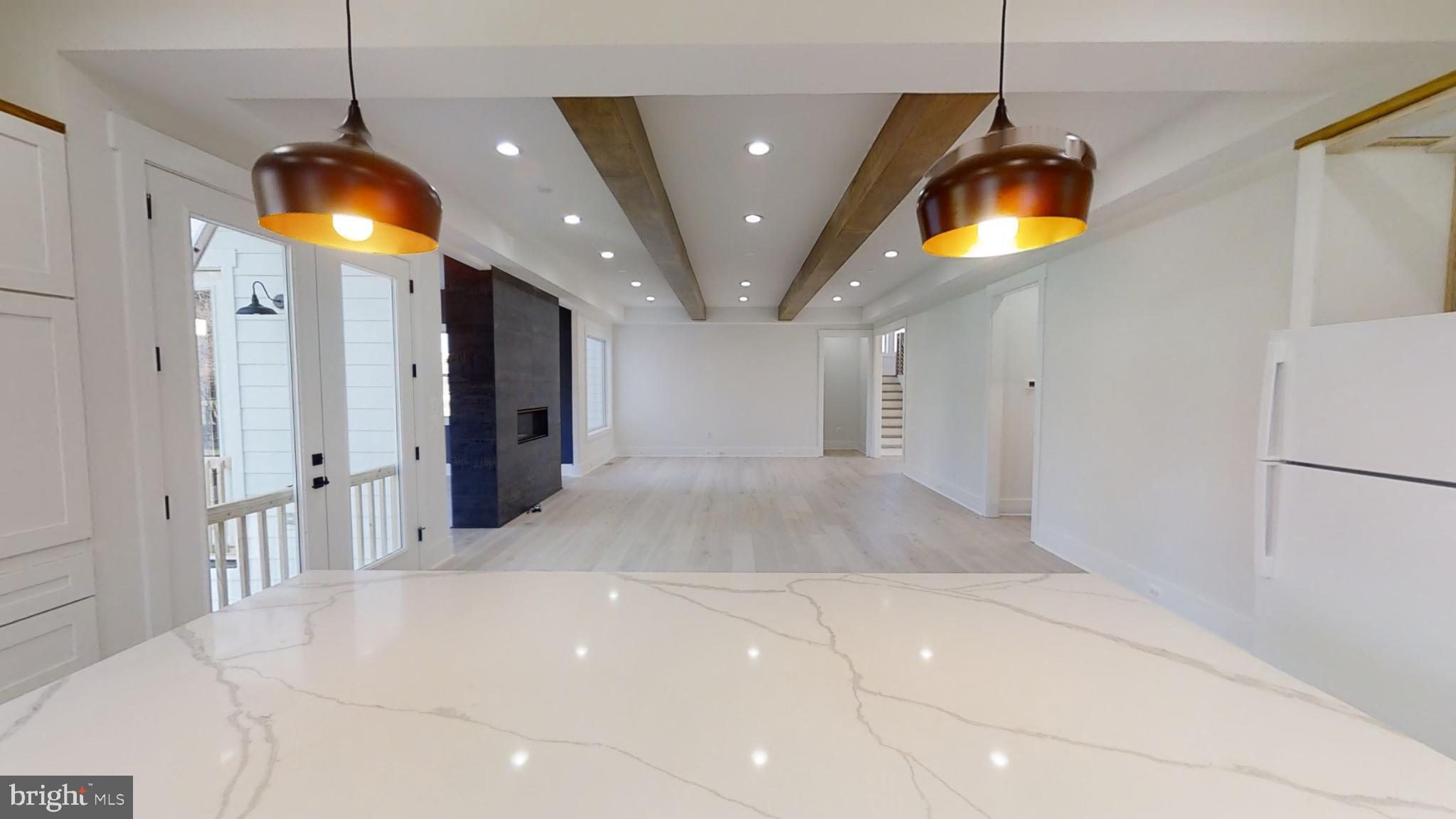 VIENNA WOODS - Residential