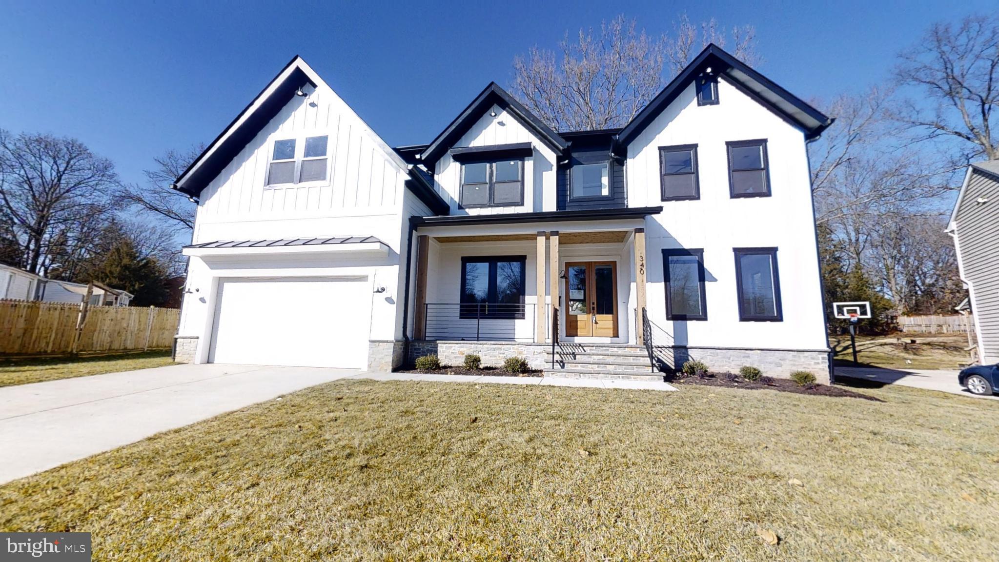 VIENNA WOODS - Residential