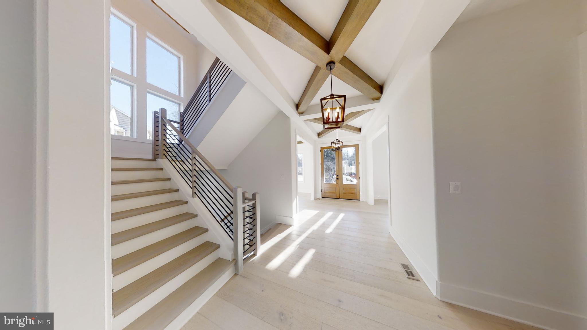 VIENNA WOODS - Residential