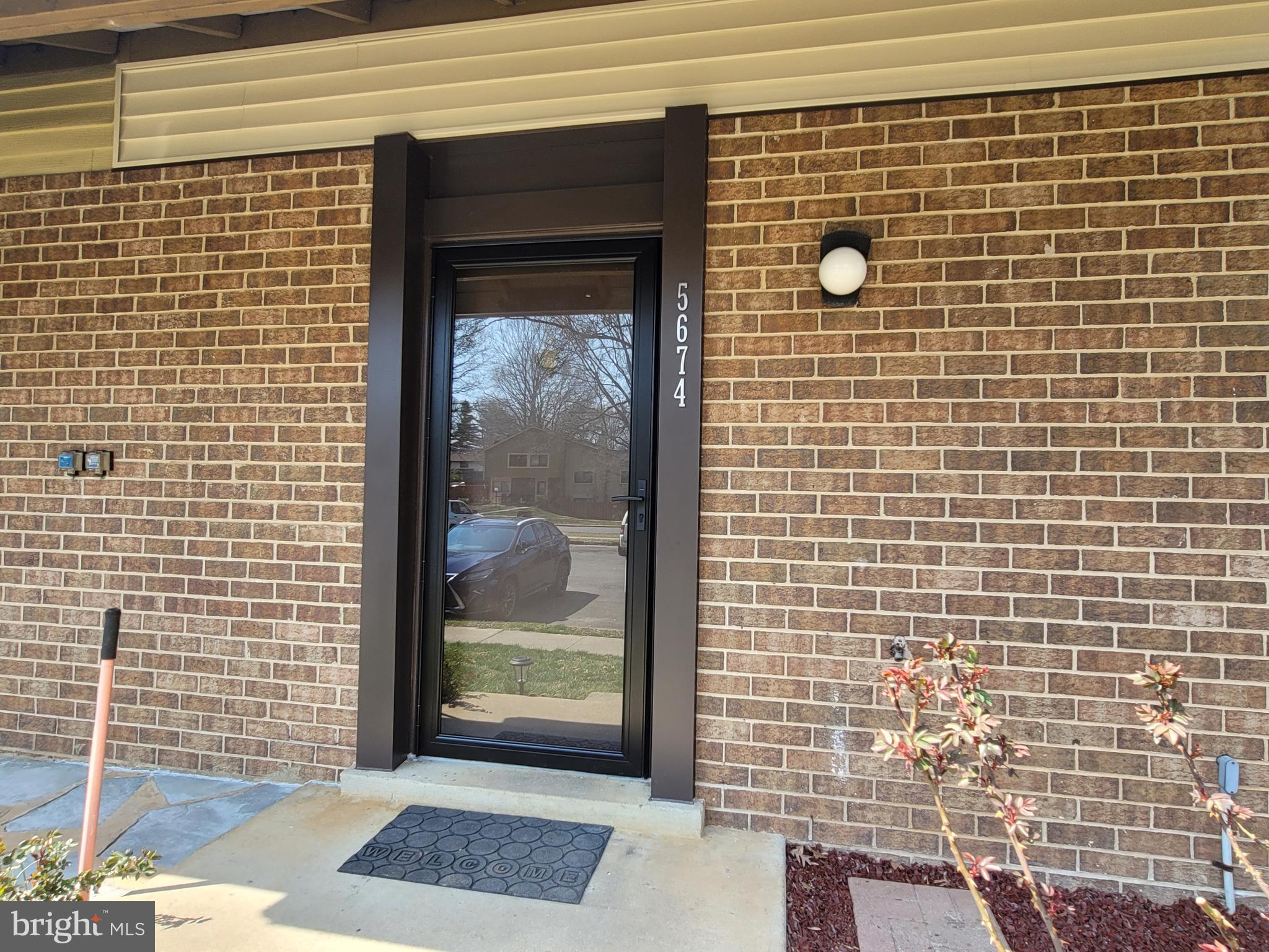 5674 OAK TANAGER COURT