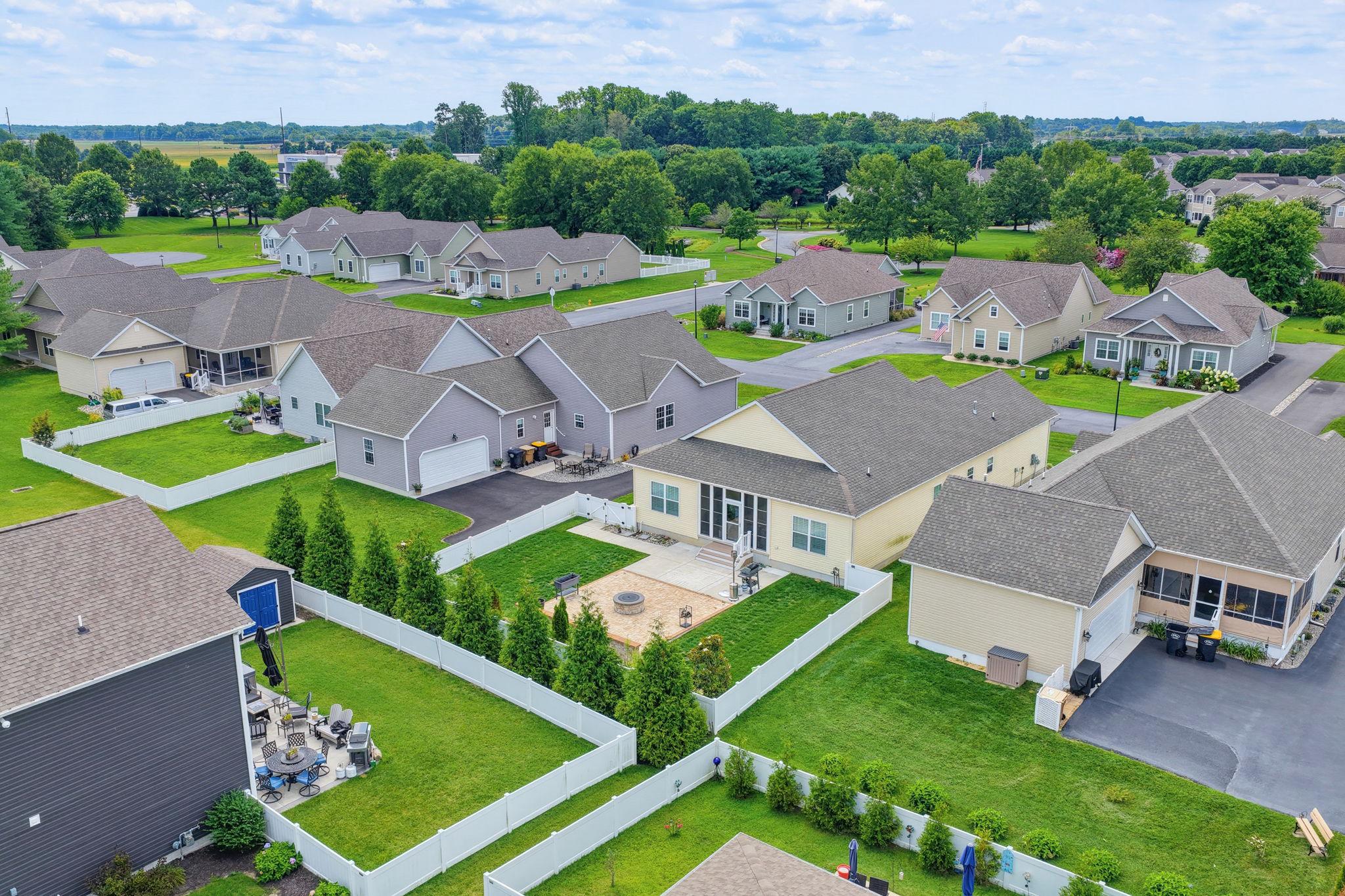 18 BACKWATER COURT
