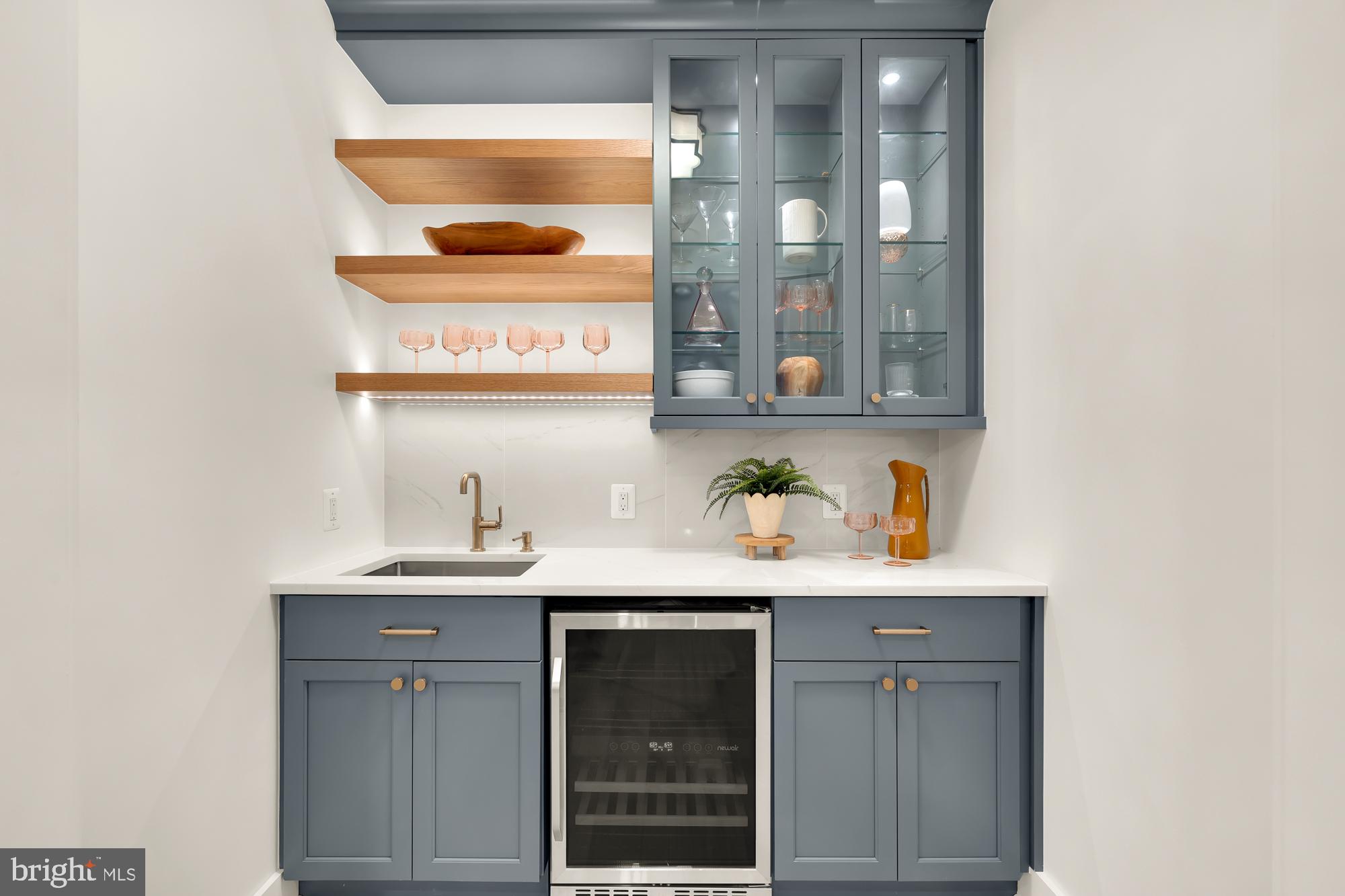 BURNING TREE VALLEY - Residential