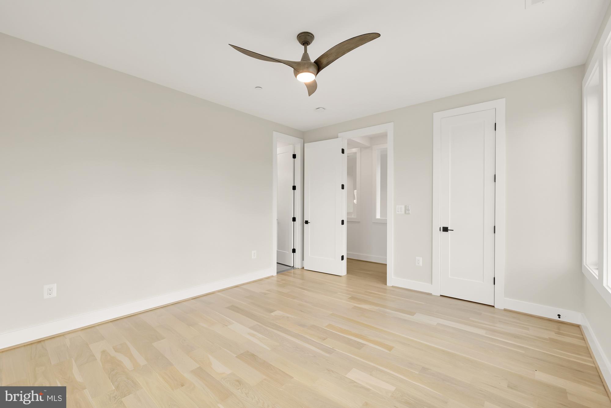 BURNING TREE VALLEY - Residential