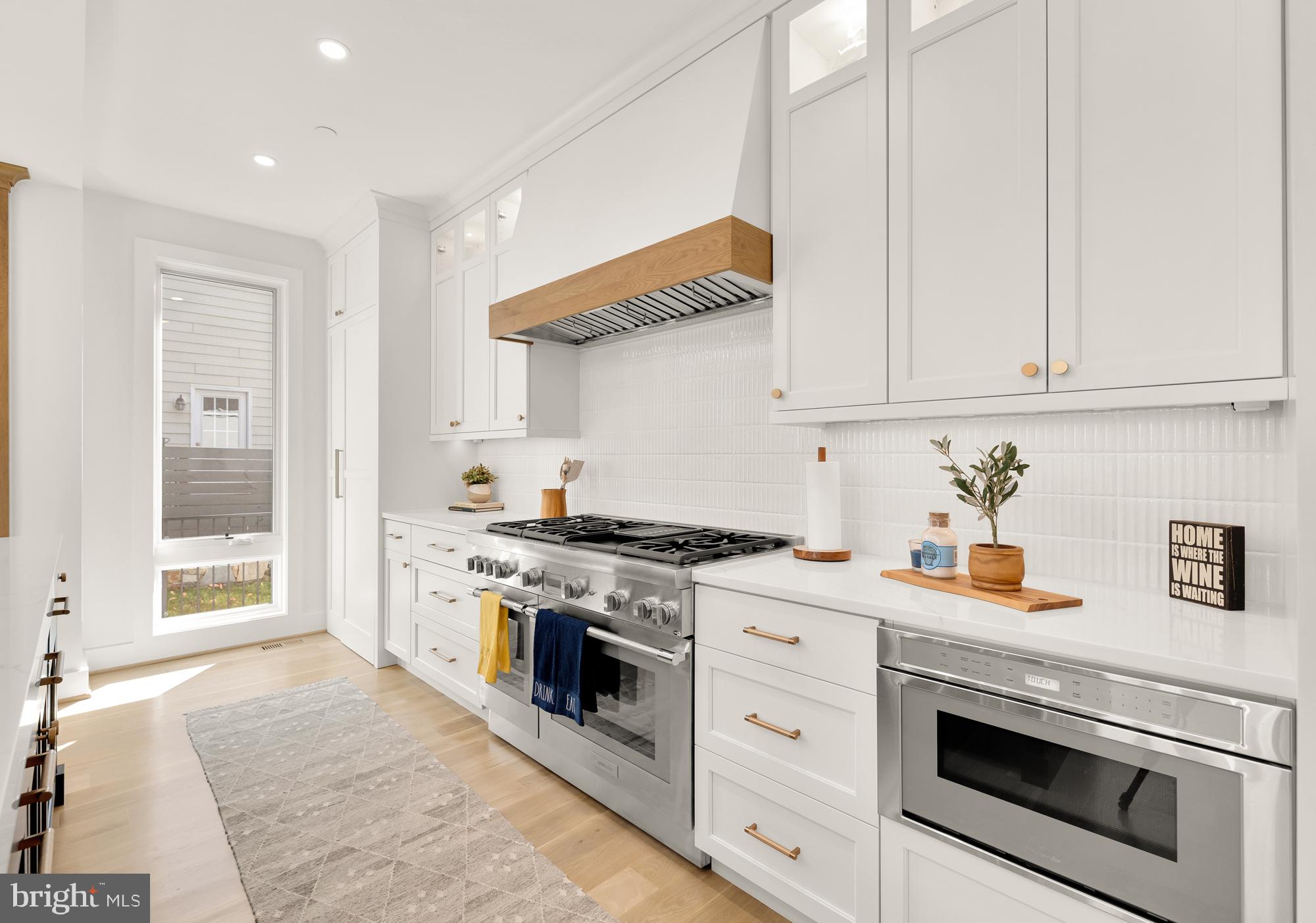 BURNING TREE VALLEY - Residential