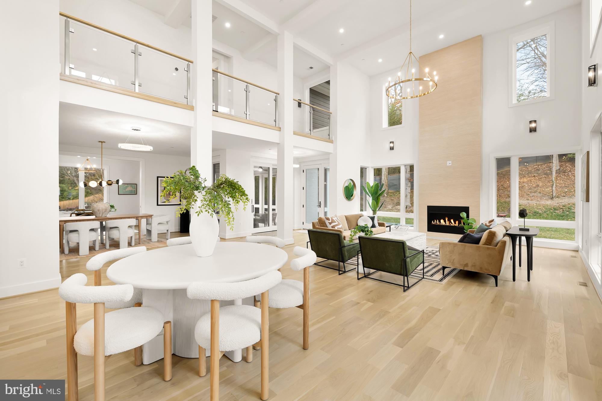 BURNING TREE VALLEY - Residential