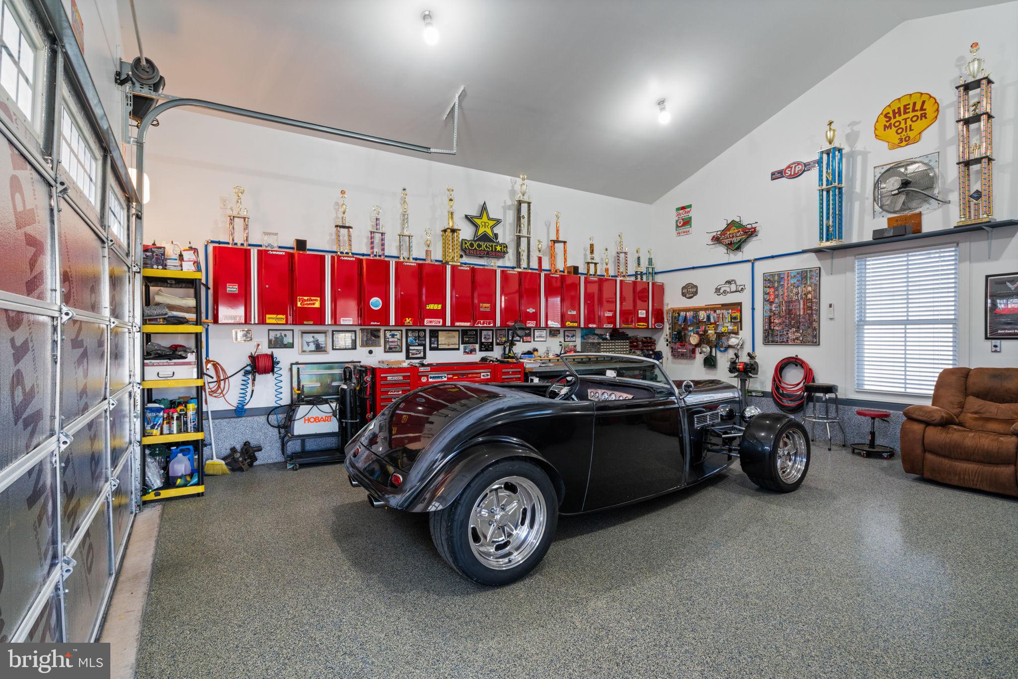 EVANSVILLE ESTATES - Residential