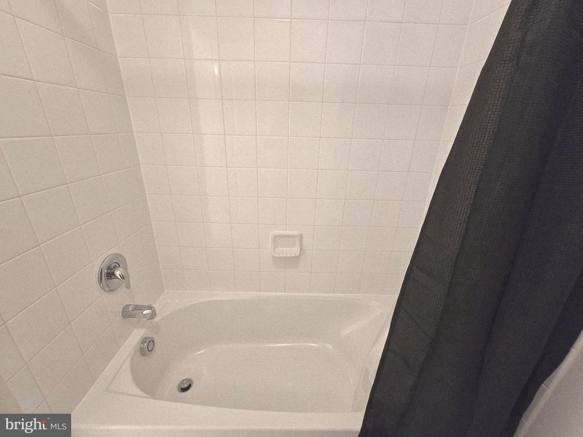 MARLBORO RIDGE - Residential