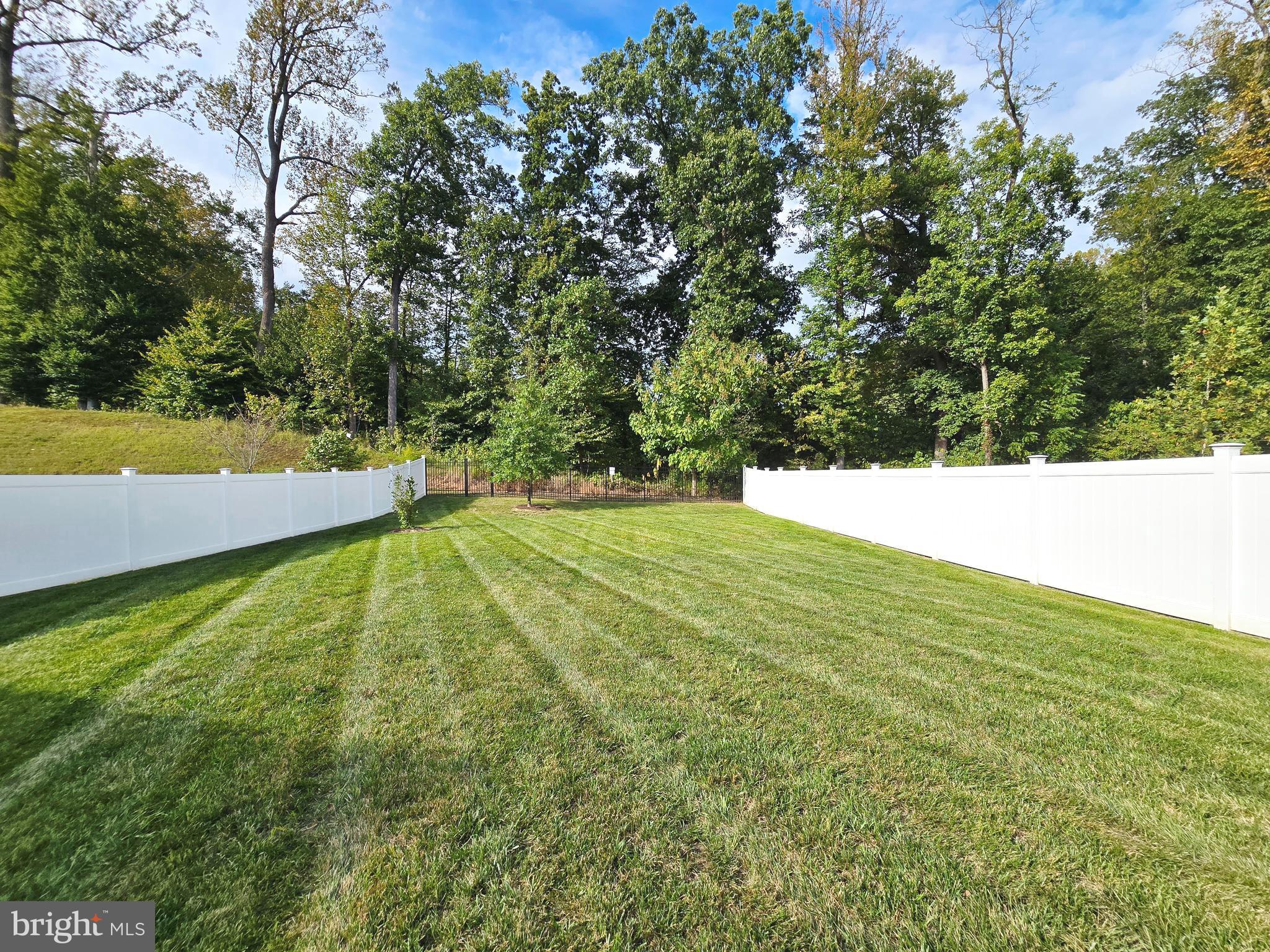 MARLBORO RIDGE - Residential