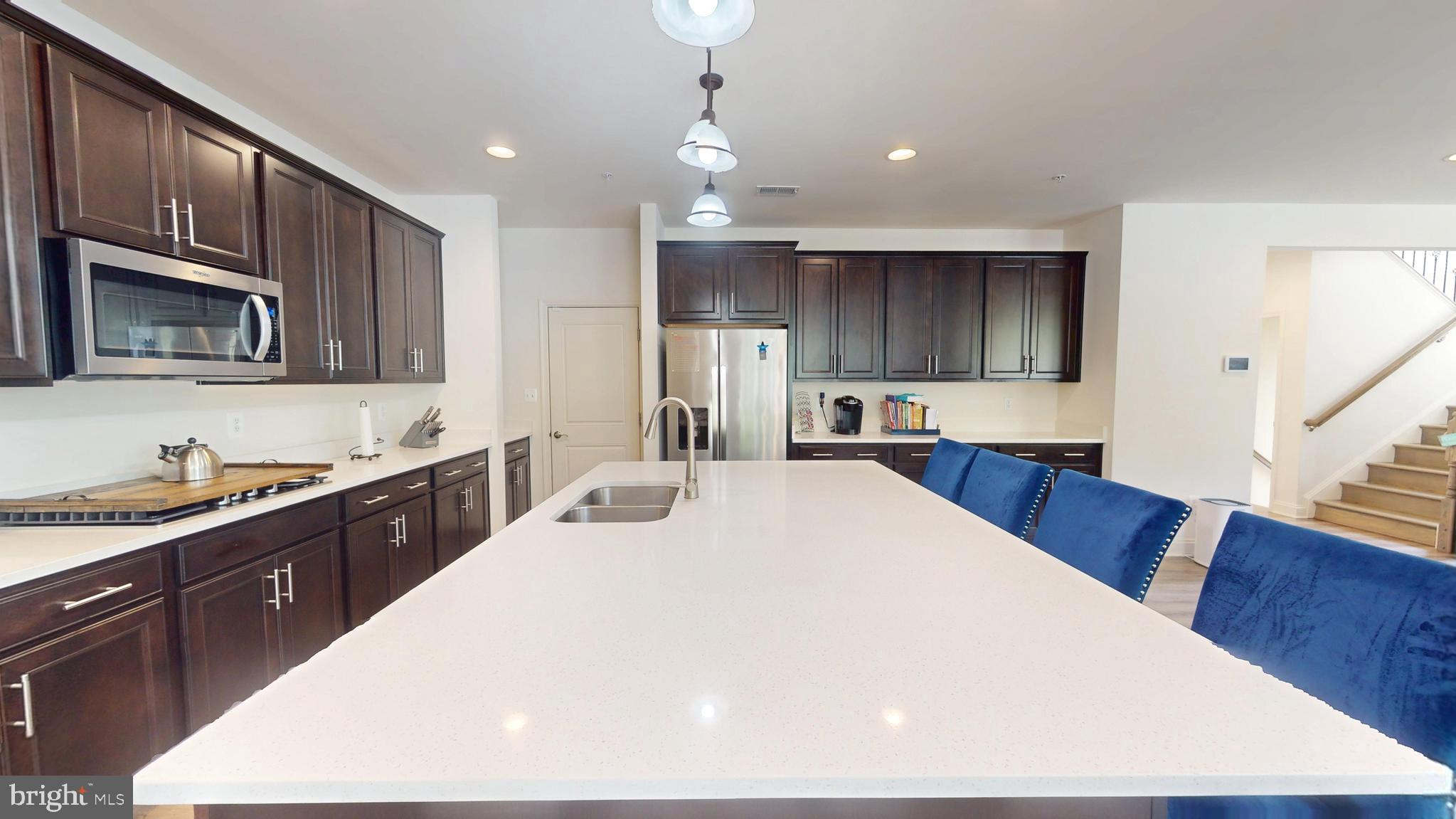 MARLBORO RIDGE - Residential