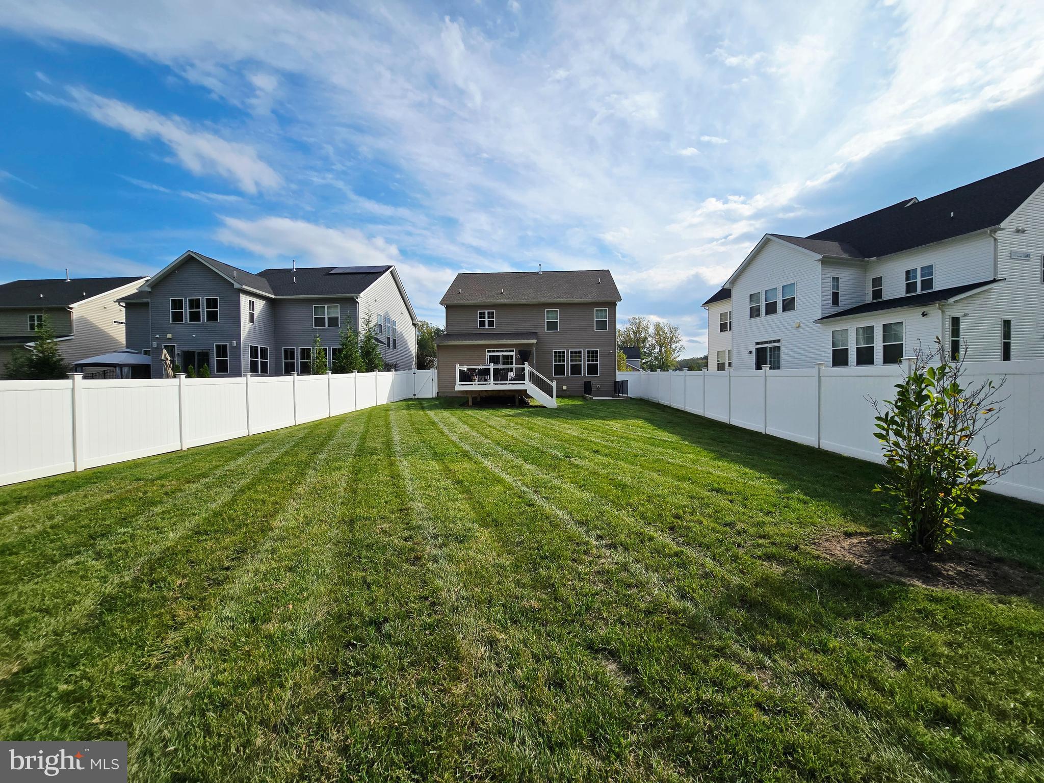 MARLBORO RIDGE - Residential