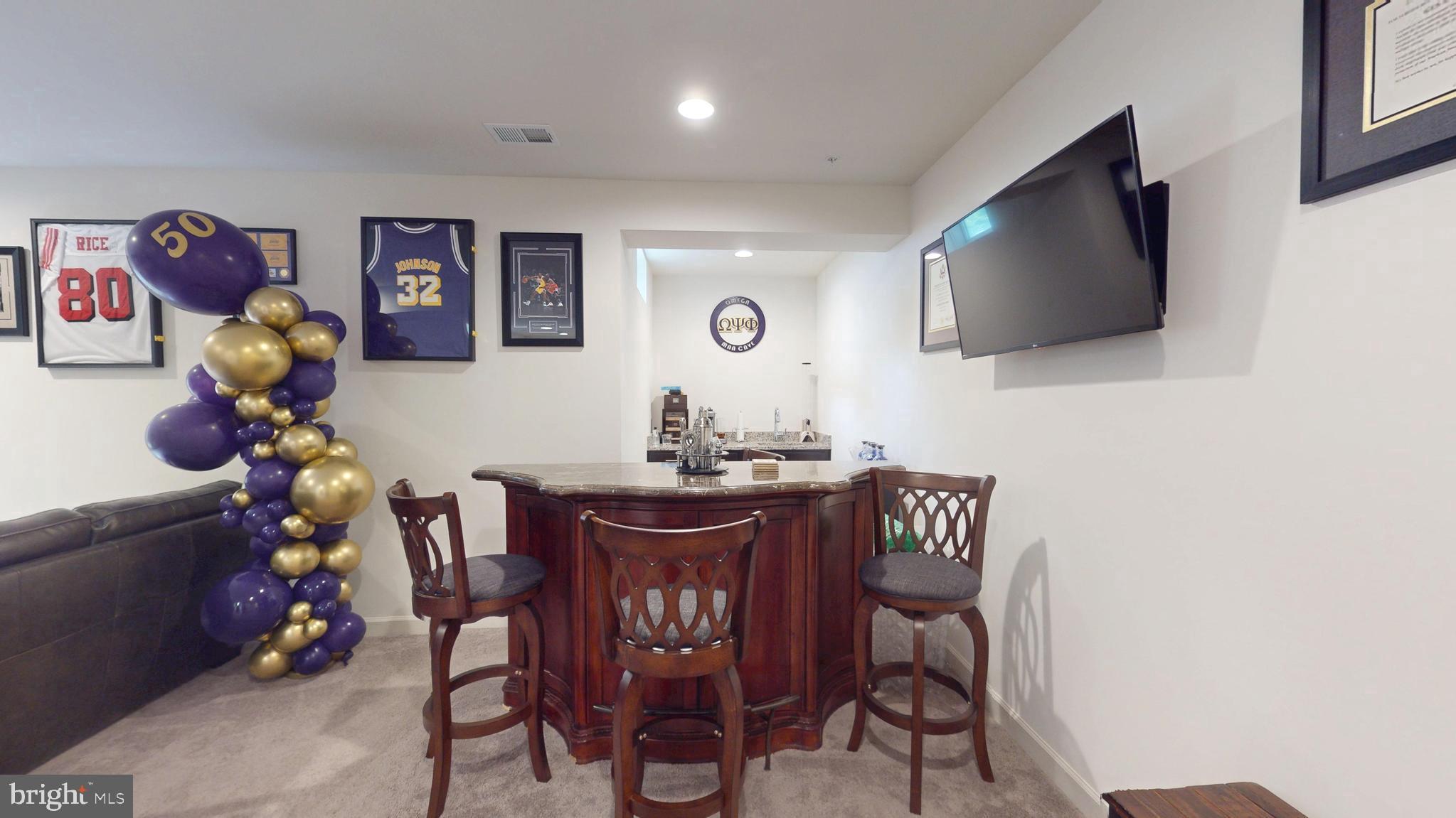 MARLBORO RIDGE - Residential