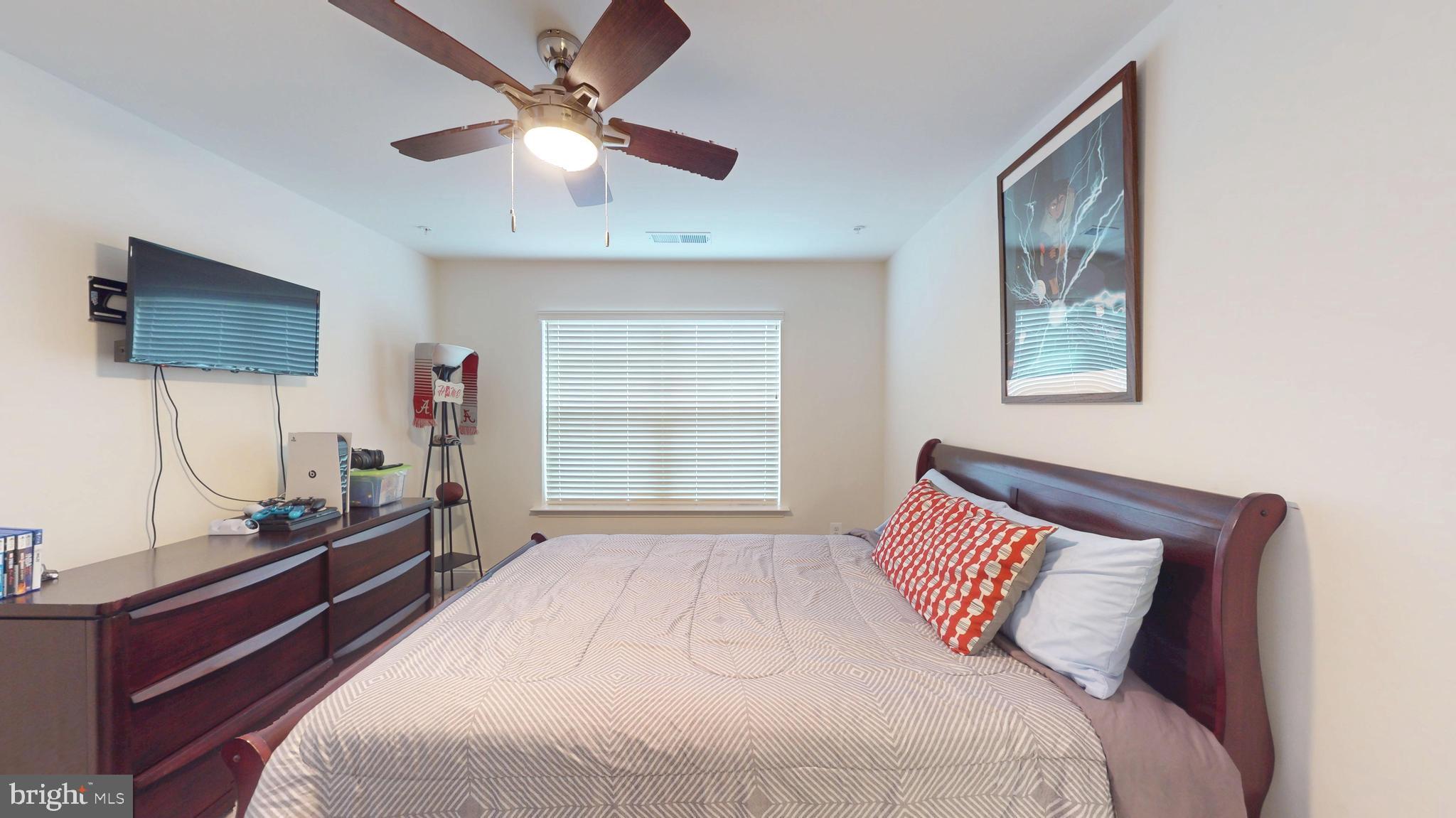 MARLBORO RIDGE - Residential