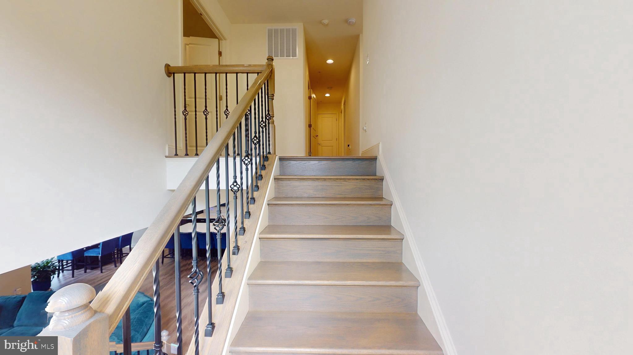 MARLBORO RIDGE - Residential