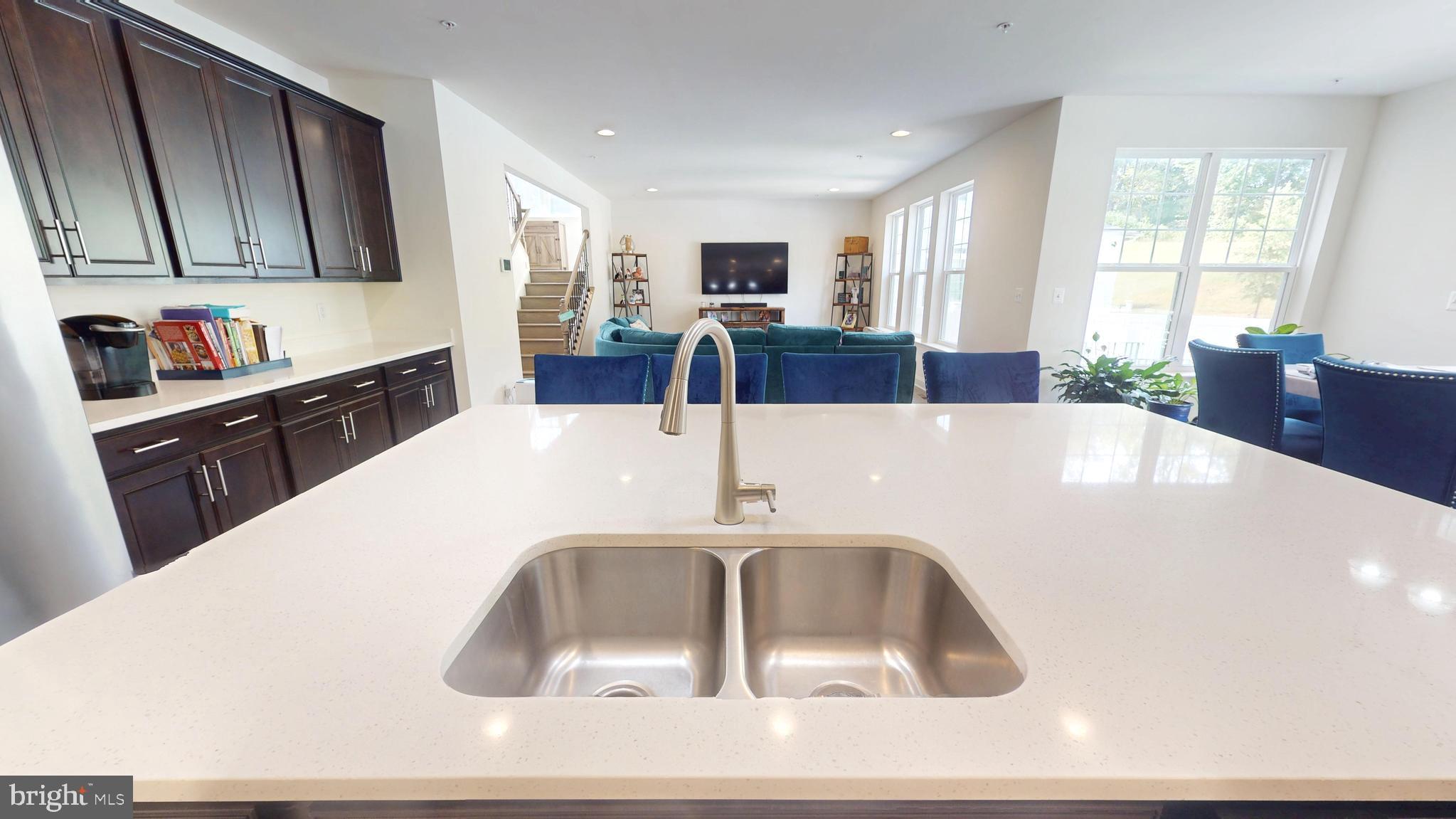 MARLBORO RIDGE - Residential