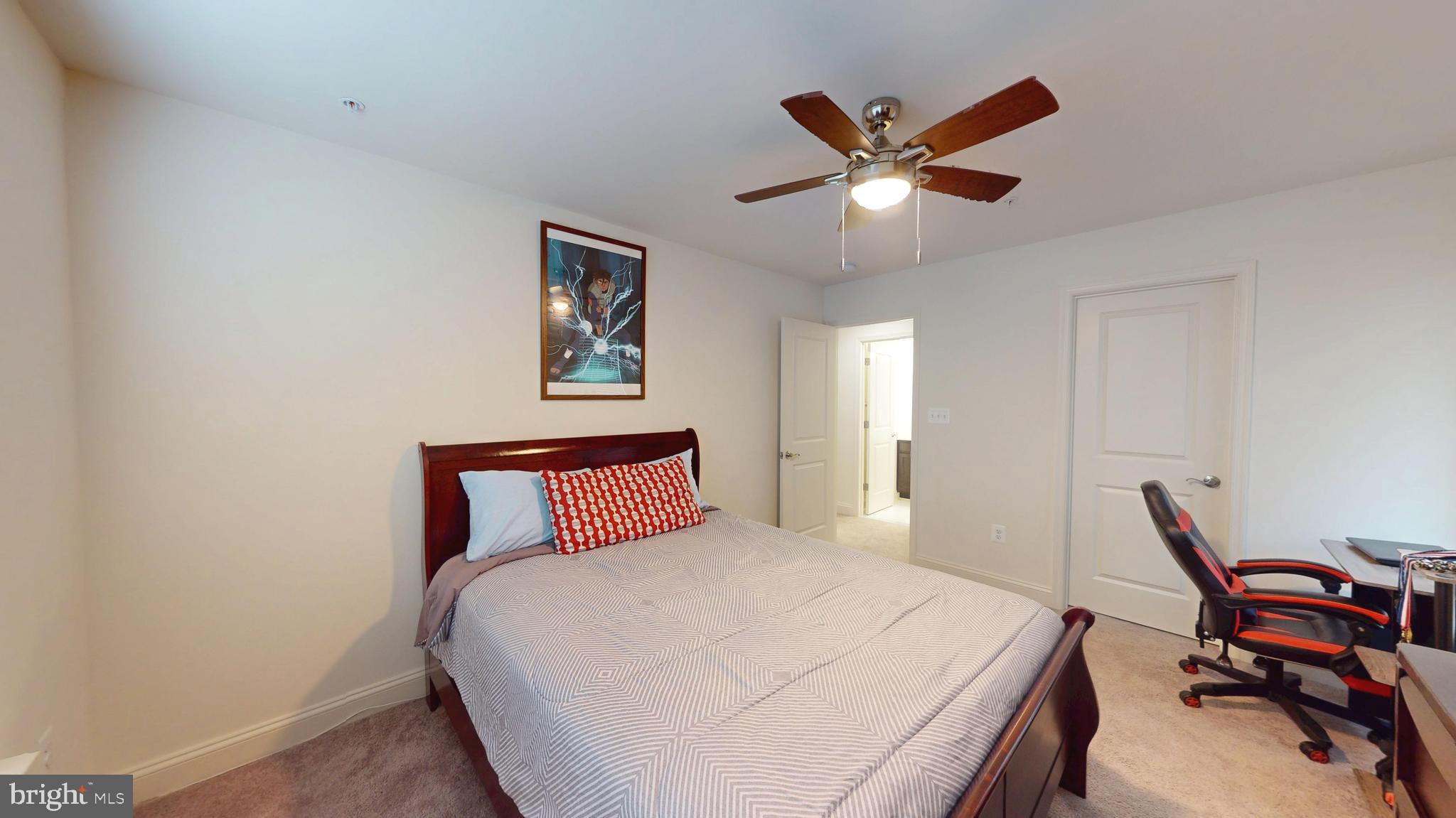 MARLBORO RIDGE - Residential