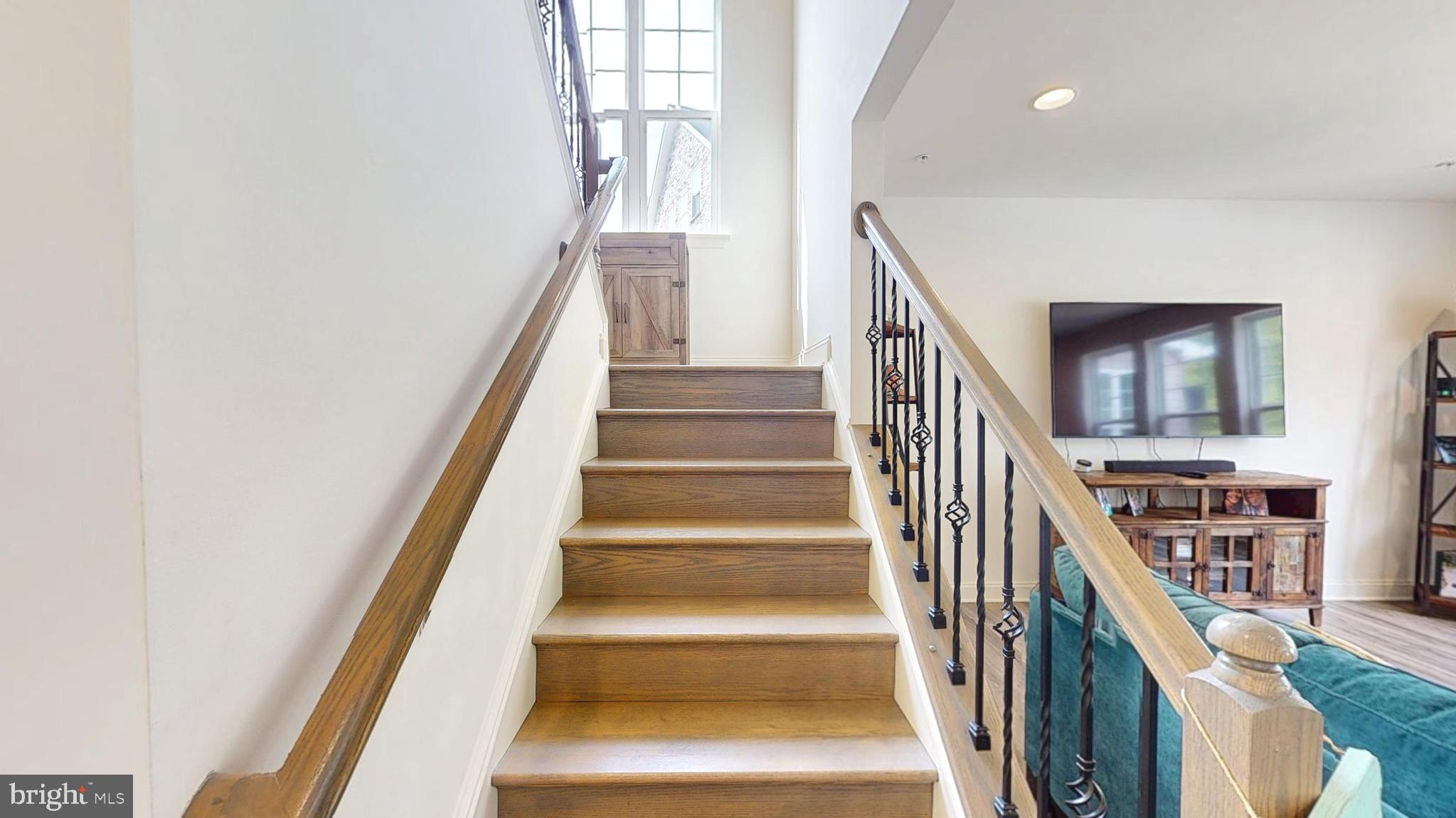 MARLBORO RIDGE - Residential