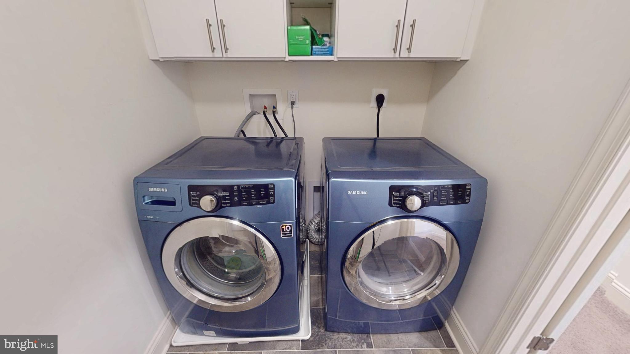 MARLBORO RIDGE - Residential