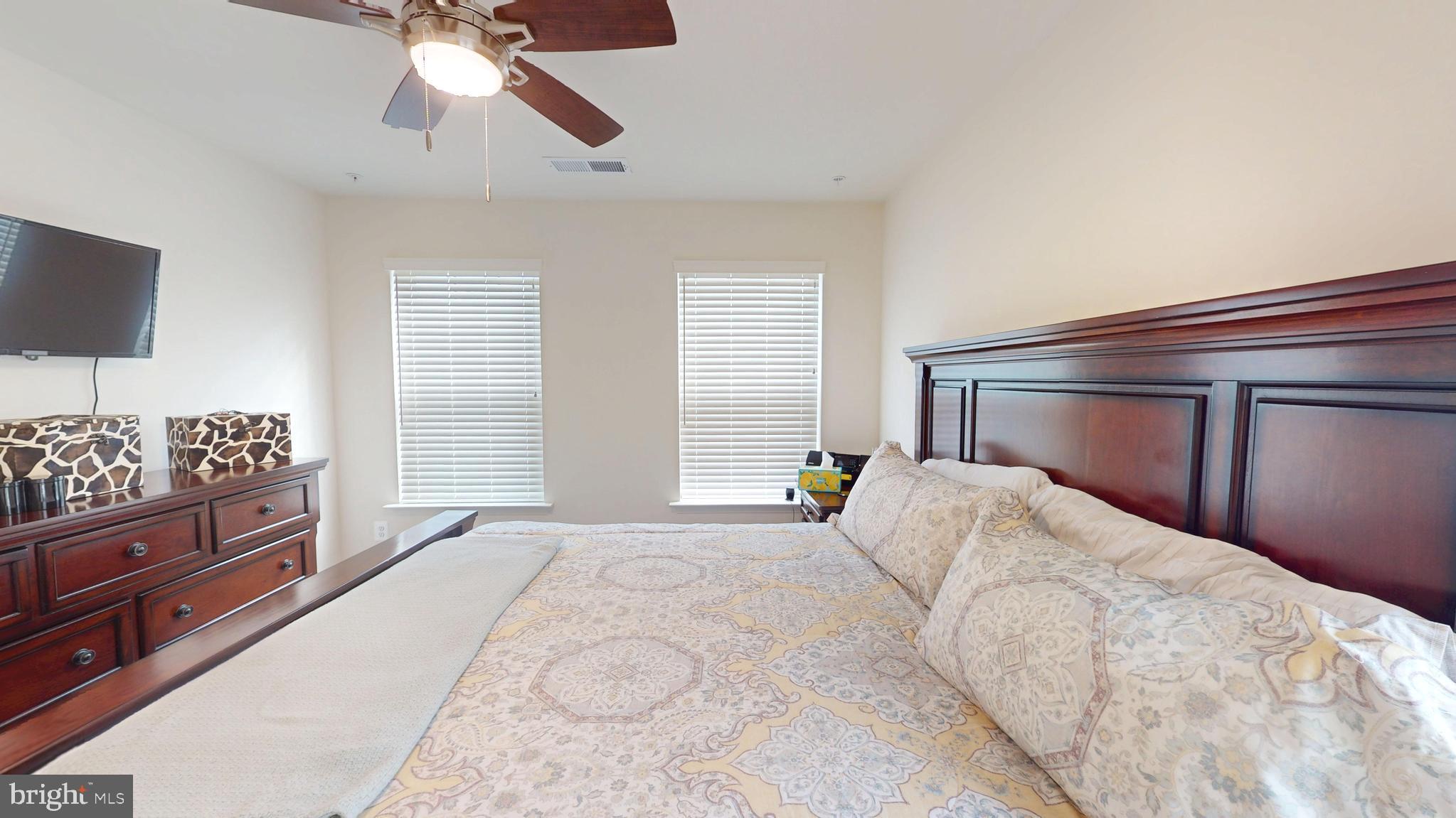 MARLBORO RIDGE - Residential