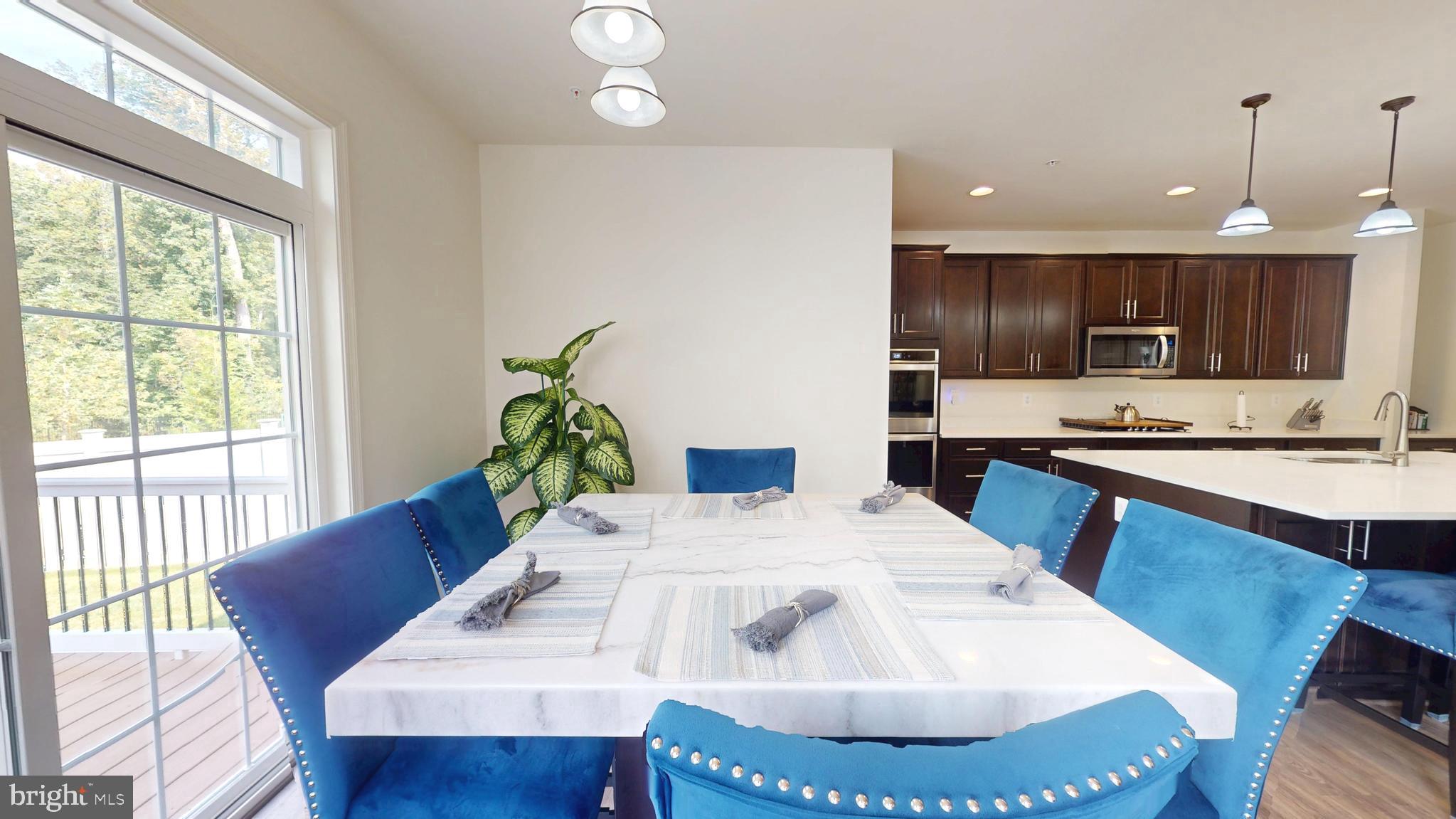 MARLBORO RIDGE - Residential