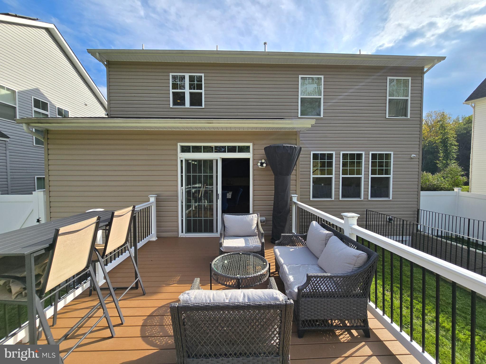 MARLBORO RIDGE - Residential