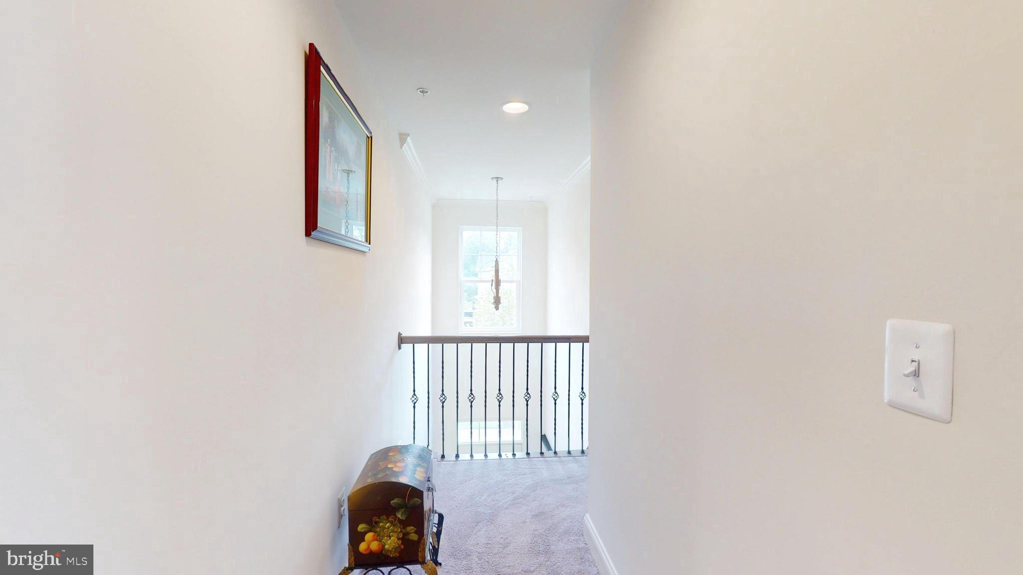 MARLBORO RIDGE - Residential