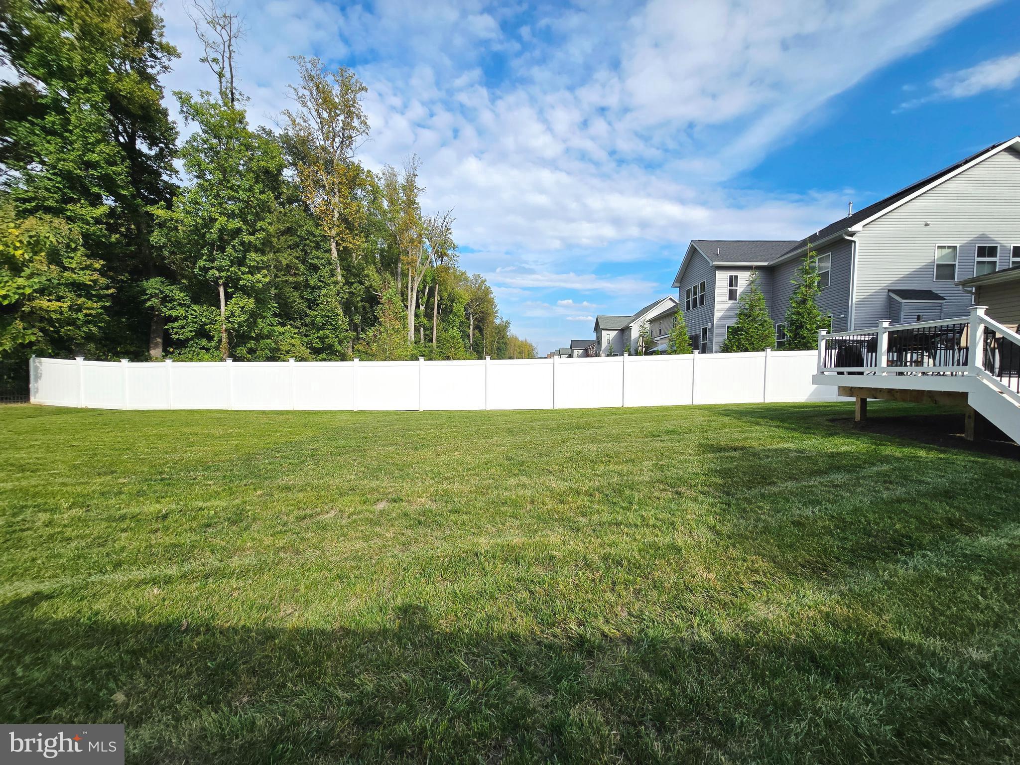 MARLBORO RIDGE - Residential