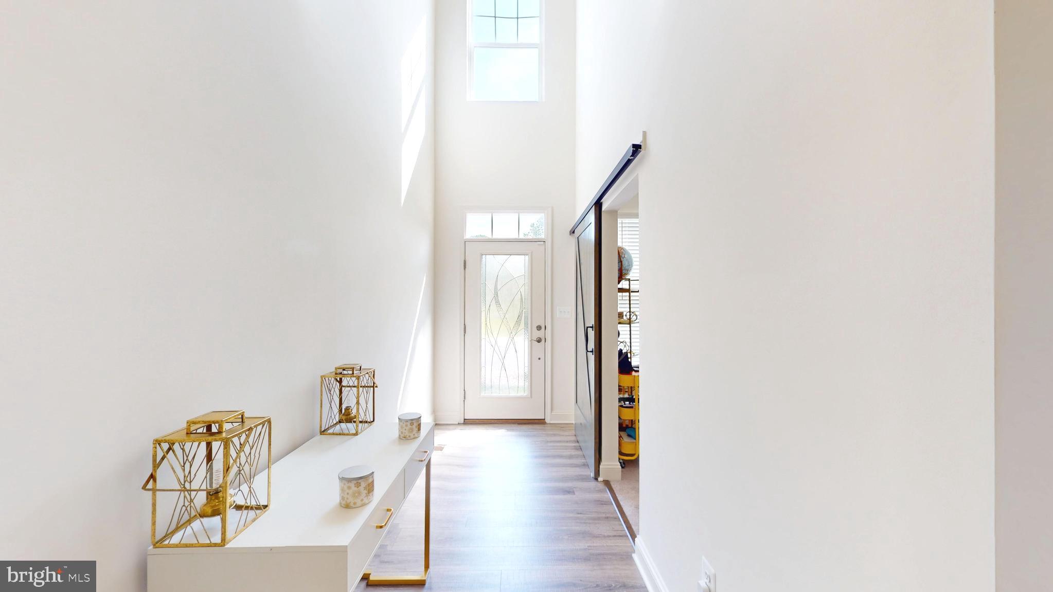 MARLBORO RIDGE - Residential