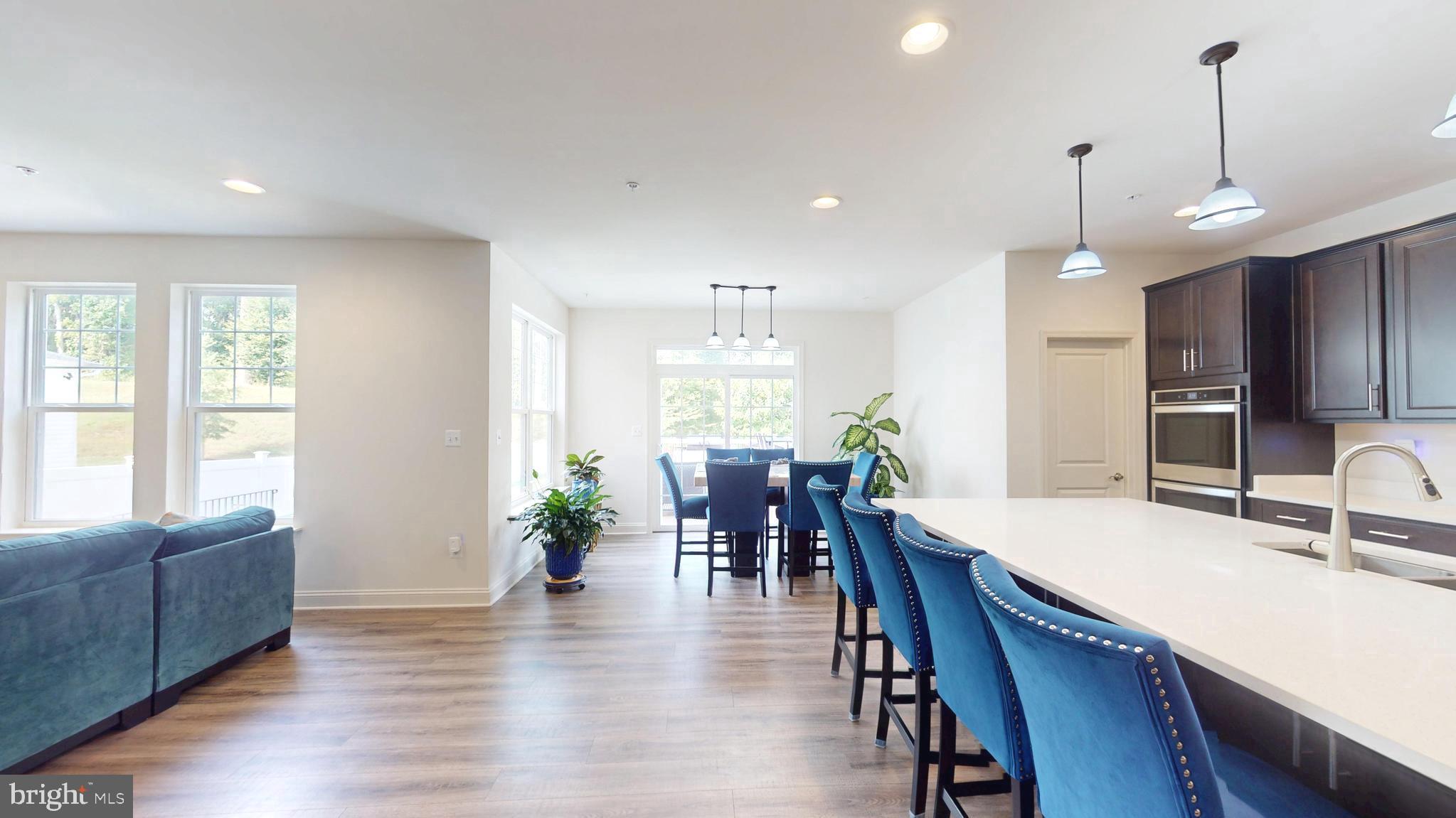 MARLBORO RIDGE - Residential