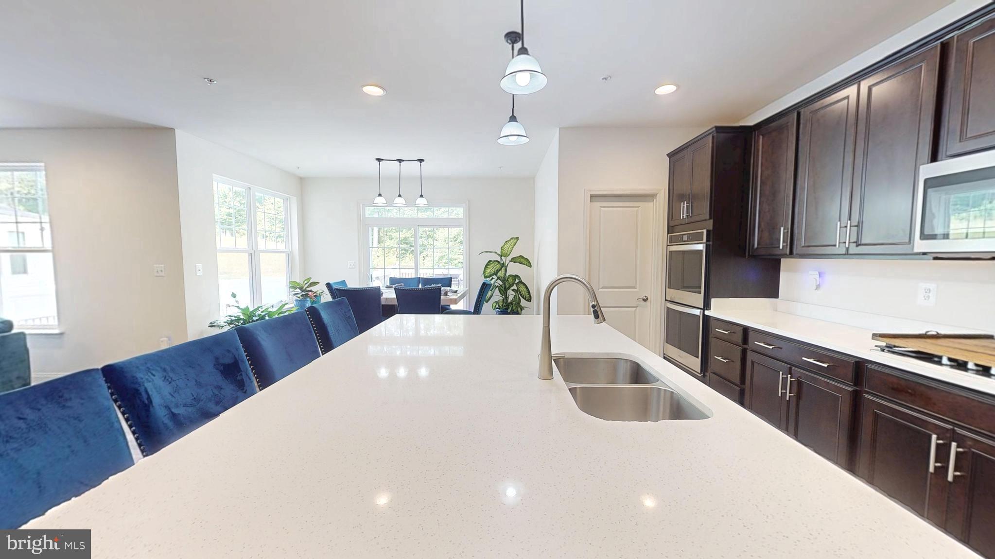 MARLBORO RIDGE - Residential