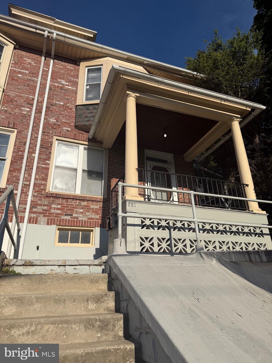521 S 19TH STREET