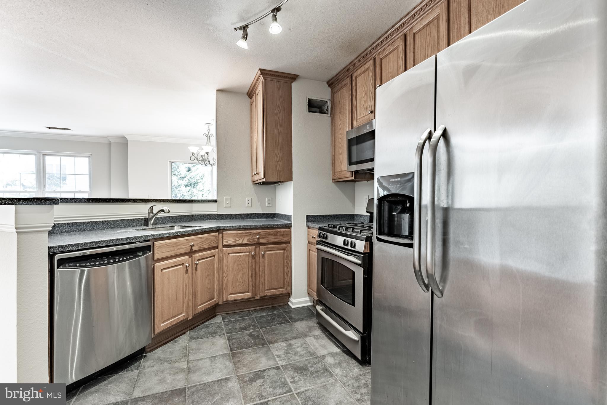 GATES OF FAIR LAKES - Residential