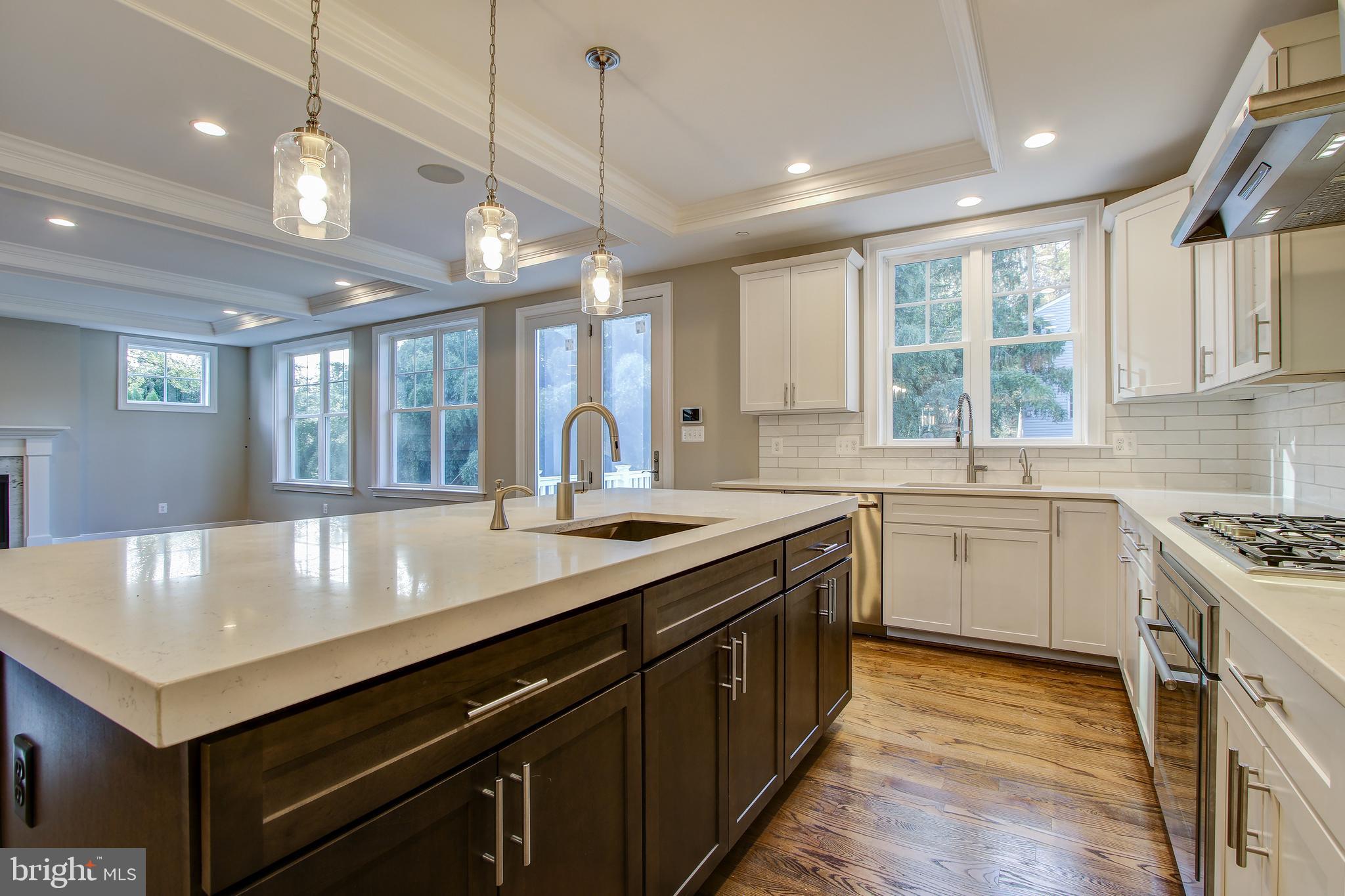 AYRLAWN - Residential