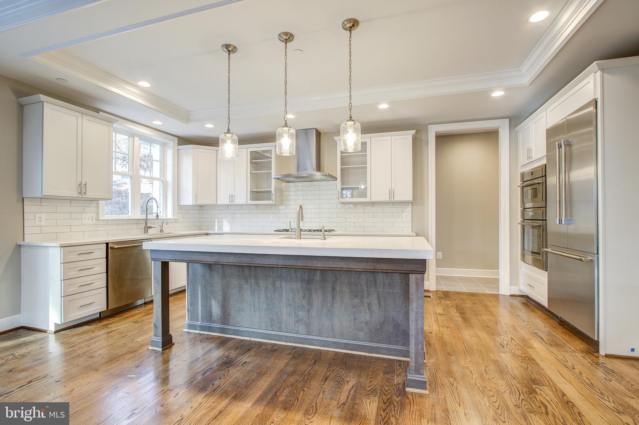 AYRLAWN - Residential