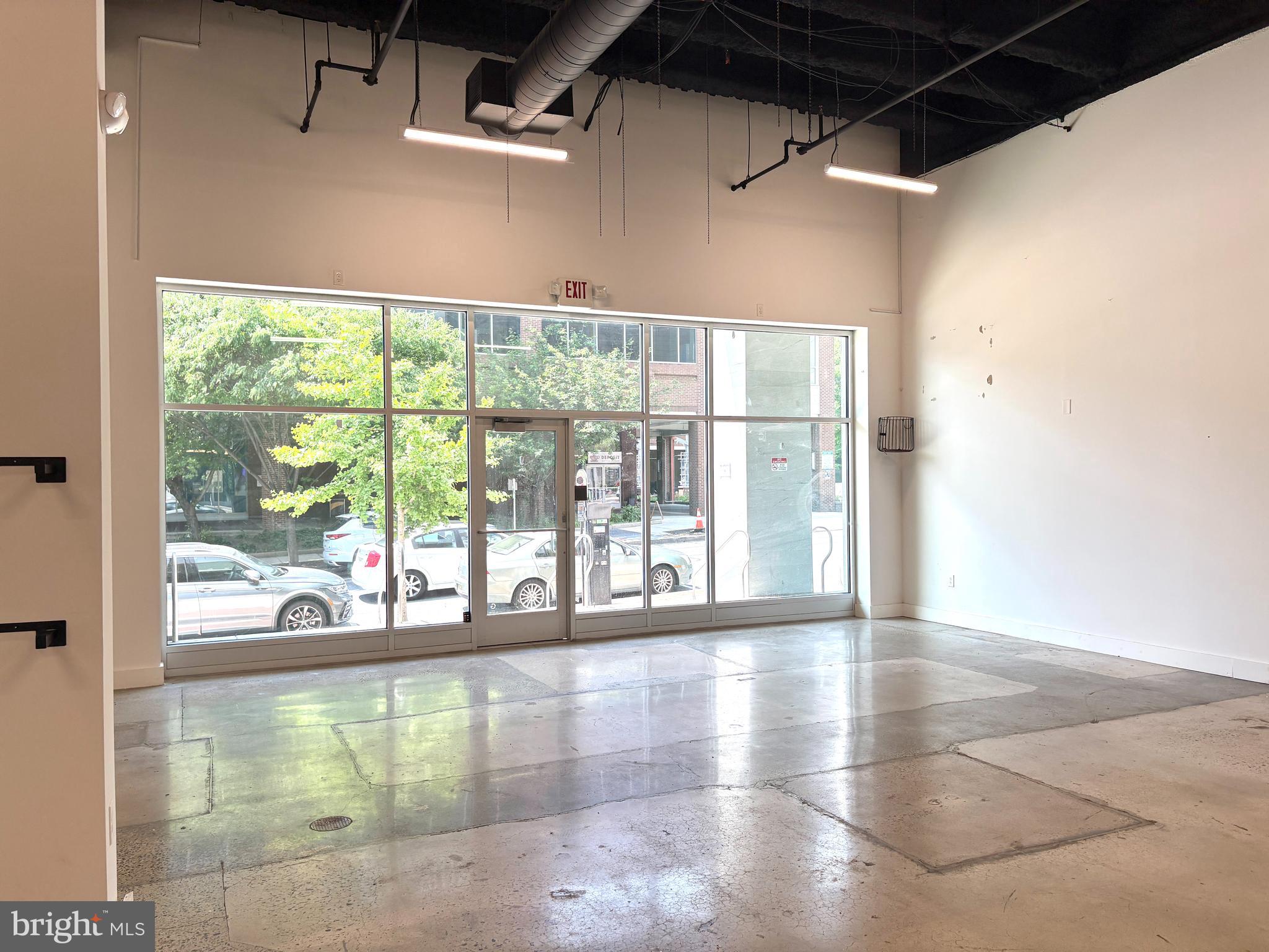 101 N QUEEN STREET 103