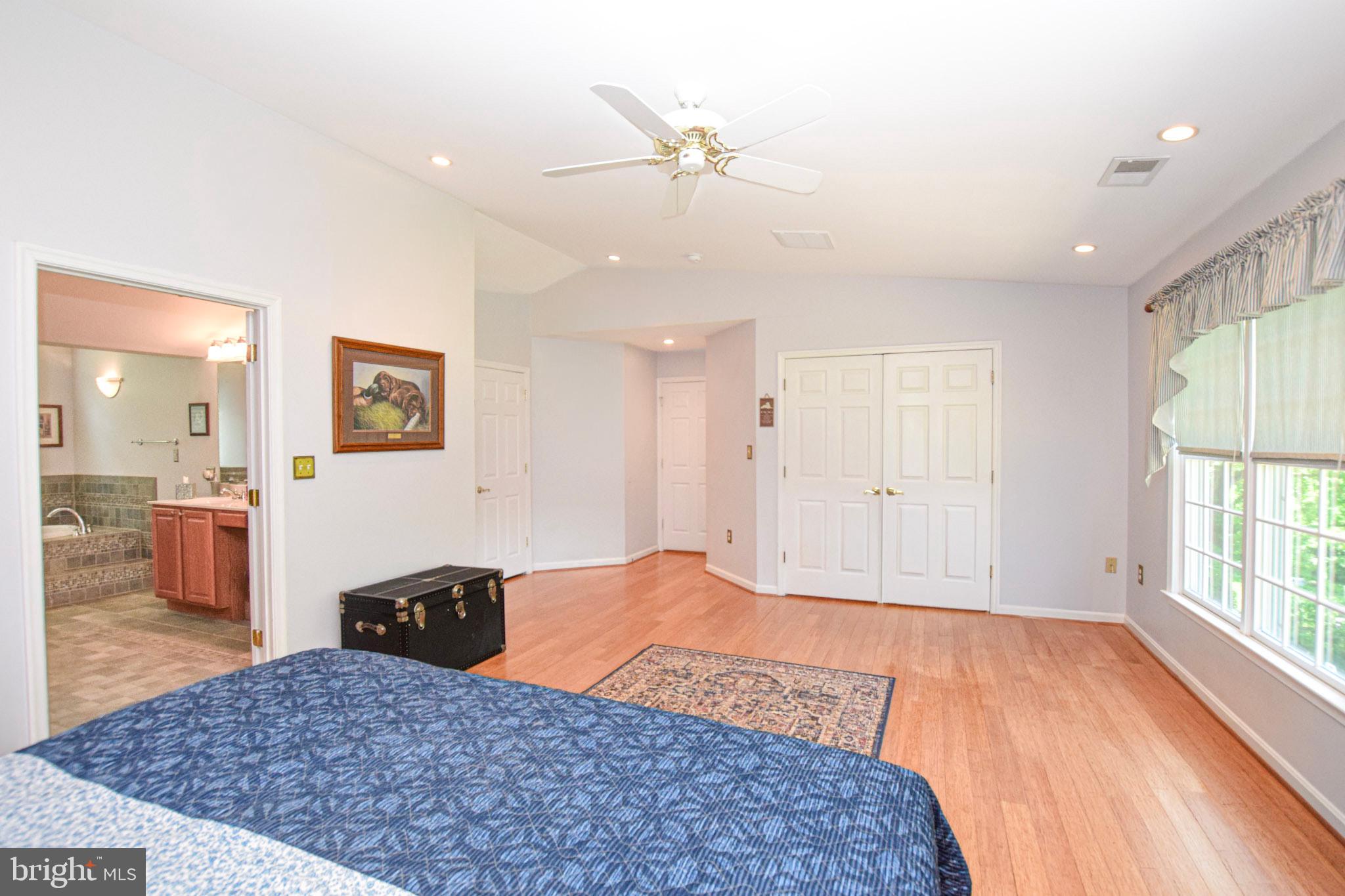 CRESCENT HILLS ESTATES - Residential