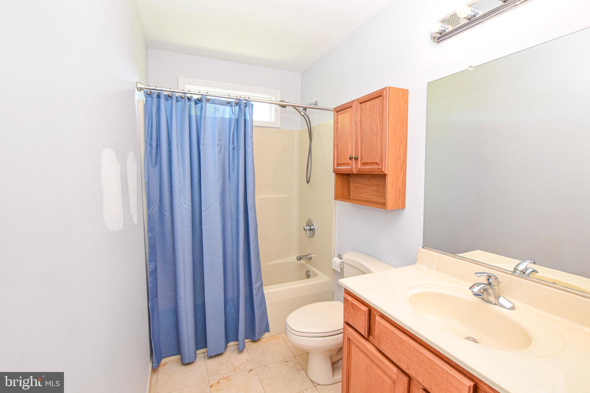 CRESCENT HILLS ESTATES - Residential