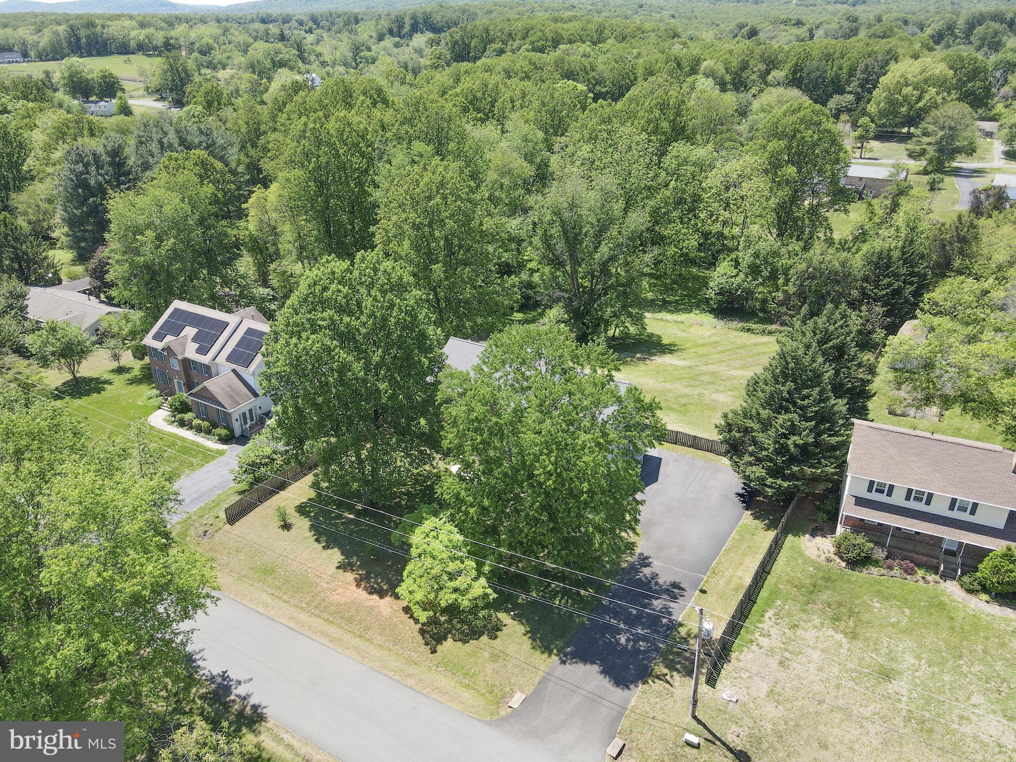 CRESCENT HILLS ESTATES - Residential